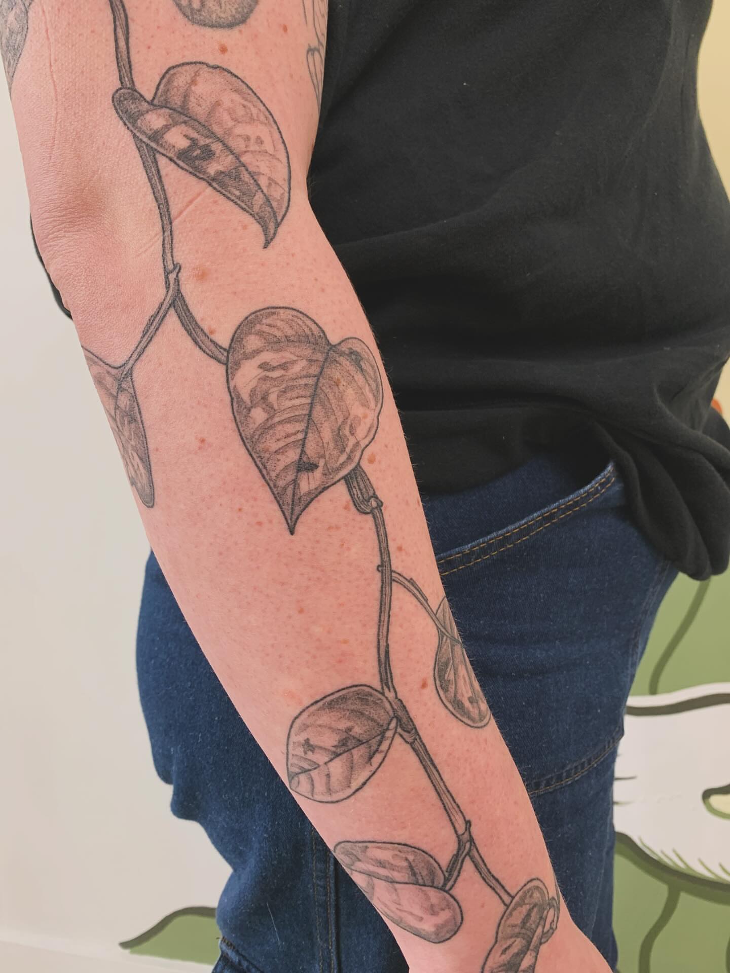 Tattoo by @peripeteiah — black_and_grey