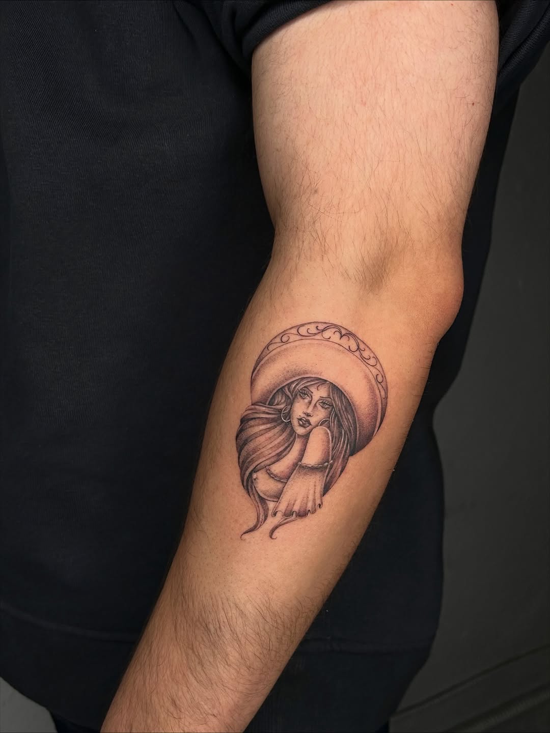 Tattoo by @tesnusa — black_and_grey, realism