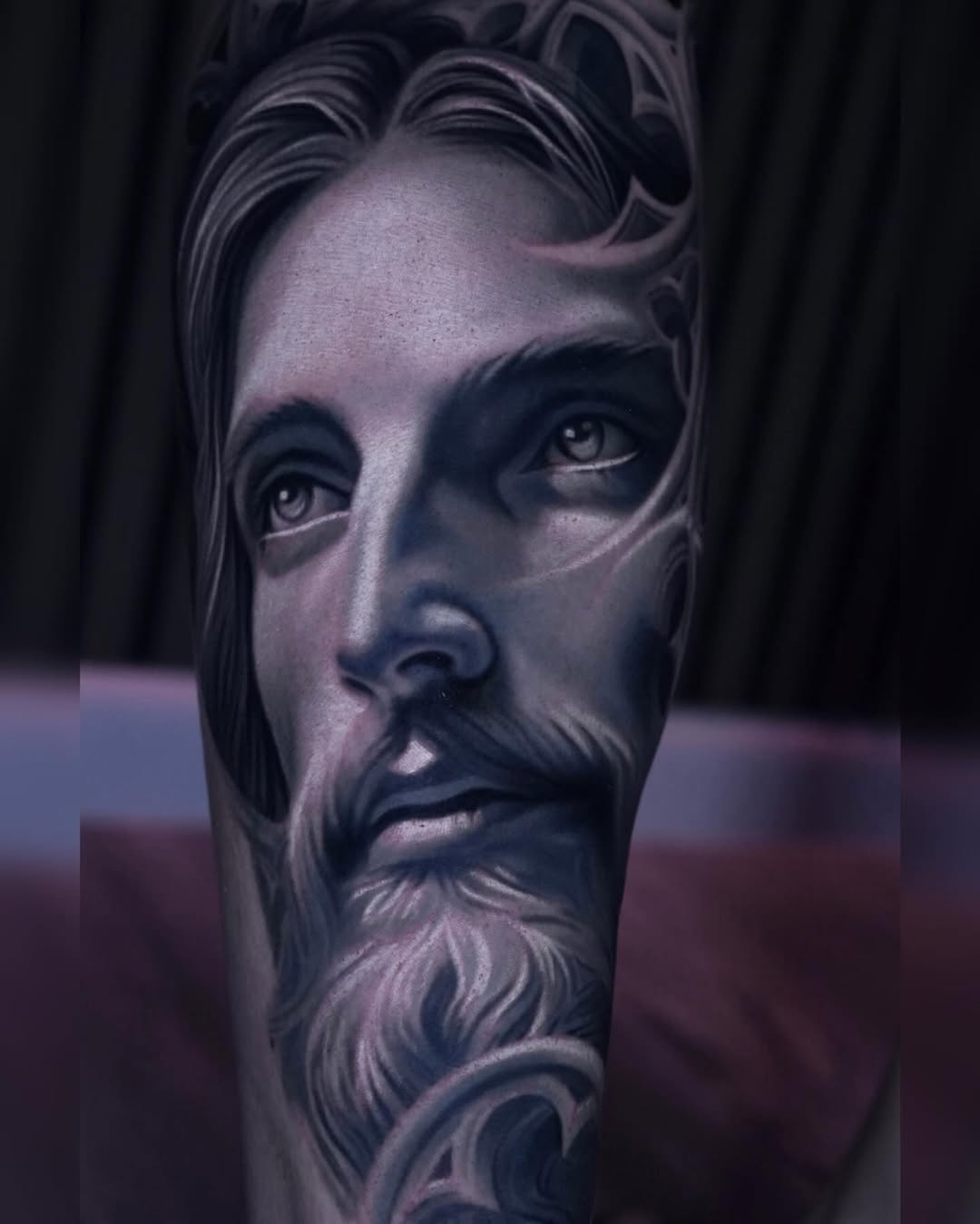 Portrait of a man realism tattoo on the forearm by Sadier Alfonso
