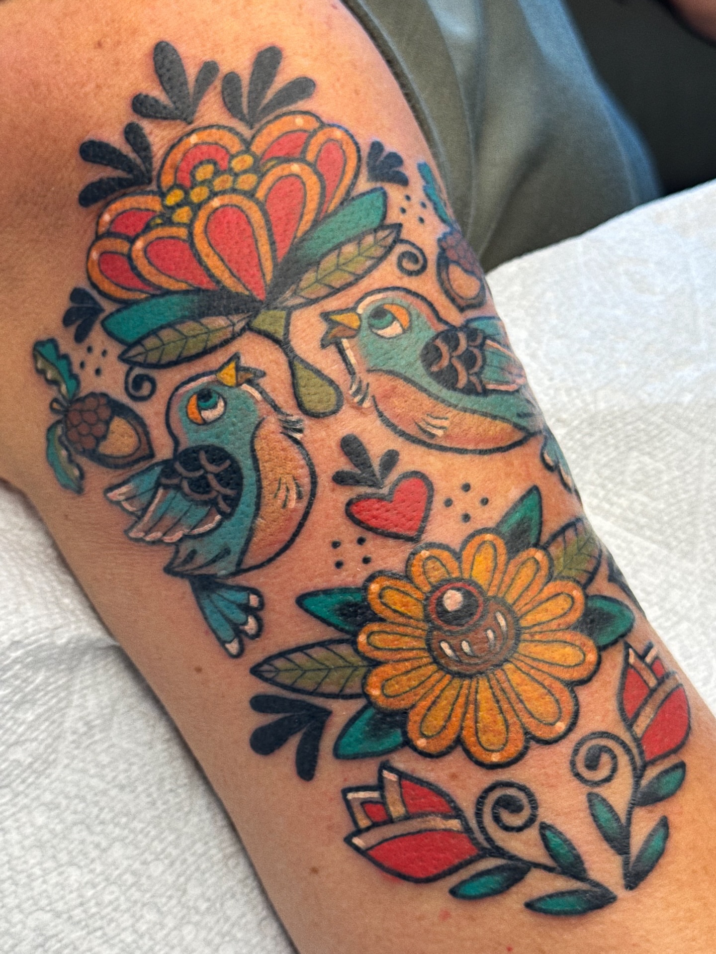 Birds and flowers American traditional tattoo on the forearm by 𝕷𝖆𝖚𝖗 𝕷𝖆𝖚𝖗