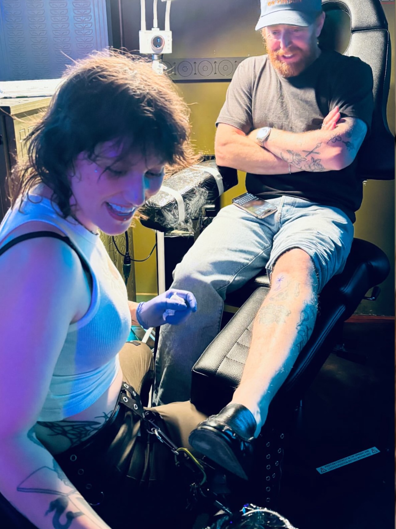 Tattoo artist and client American traditional tattoo on the leg by ★𝐑𝐮𝐞★