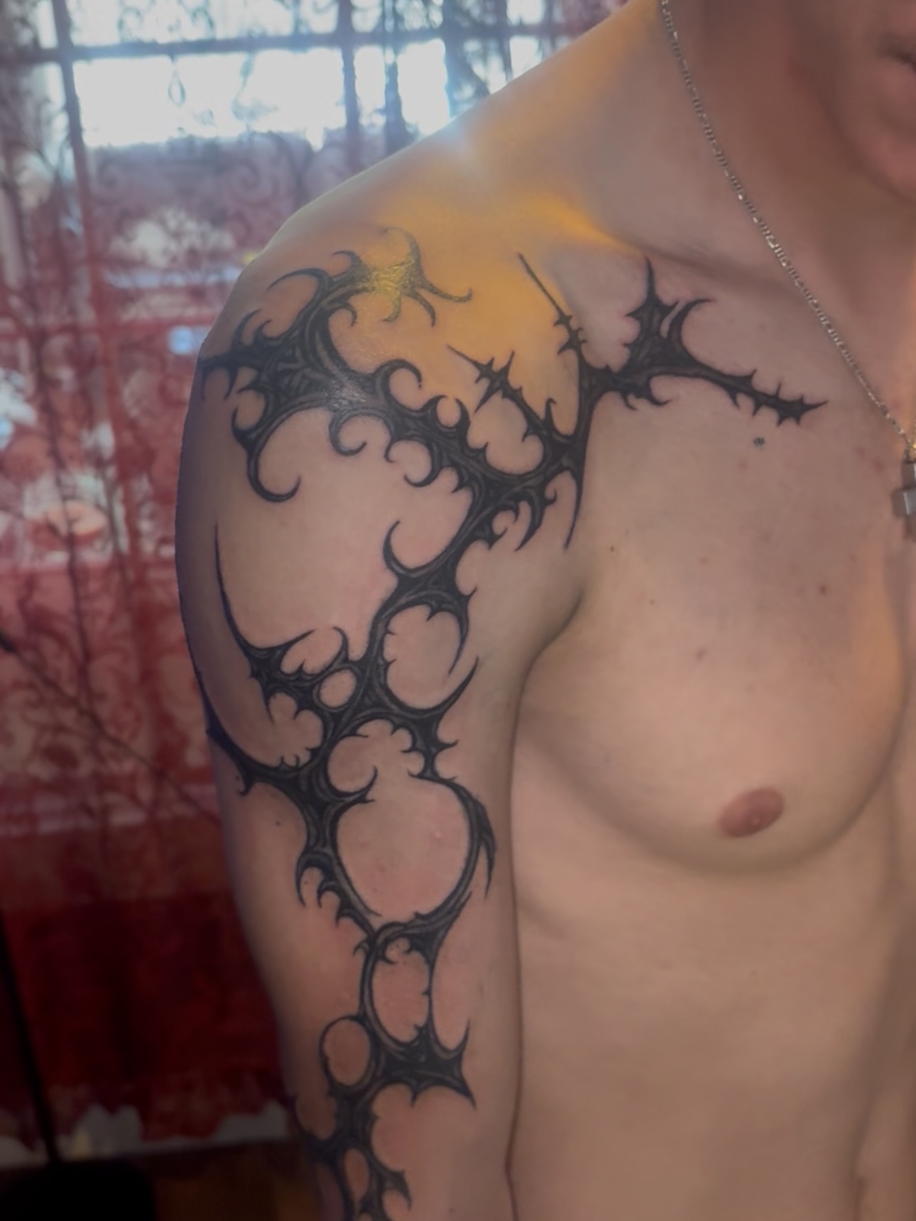 Thorns tribal tattoo on the shoulder by 𝔾𝔥𝓸ş𝔱