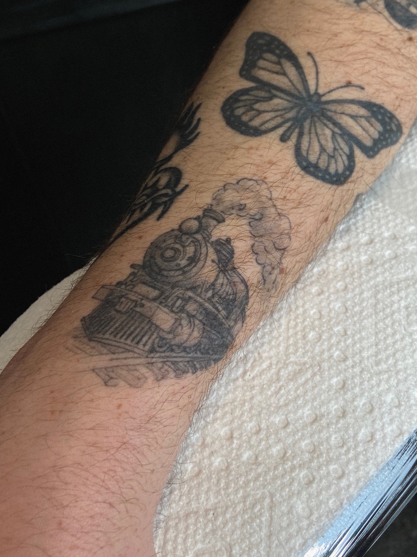 Tattoo by @clarenceworley — black_and_grey