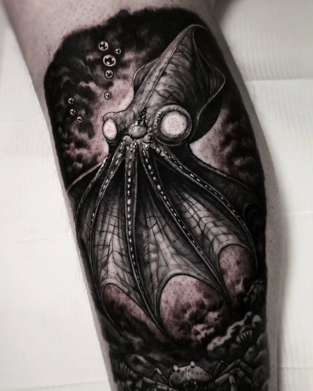 Octopus and crab underwater dark art tattoo on the forearm by ʙʀɪᴀɴɴᴀ 𝒁𝑶𝑴𝑩𝑹𝑰𝑬 ᴛᴀᴛᴛᴏᴏꜱ