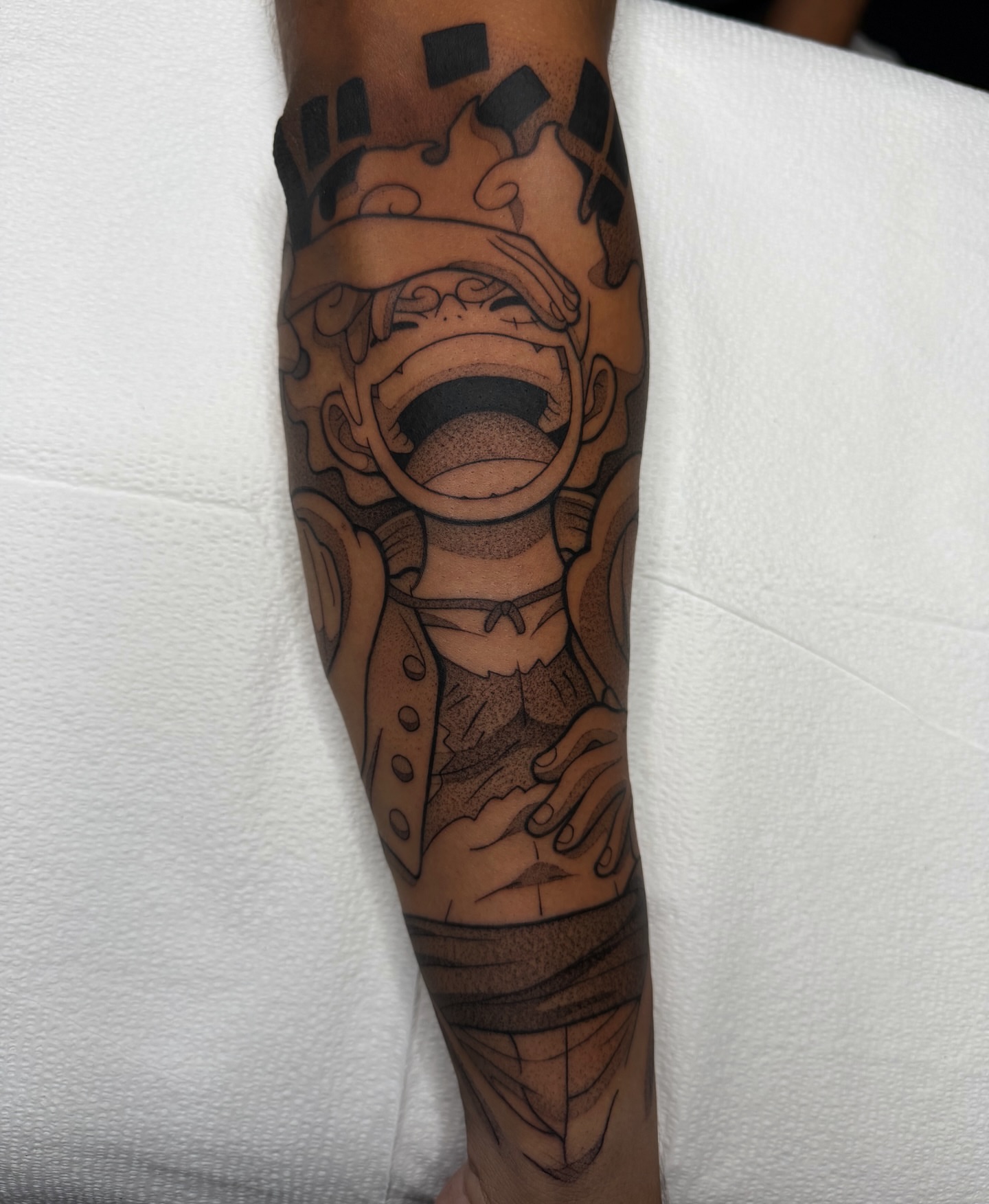 Tattoo by @z__tattoos — dotwork
