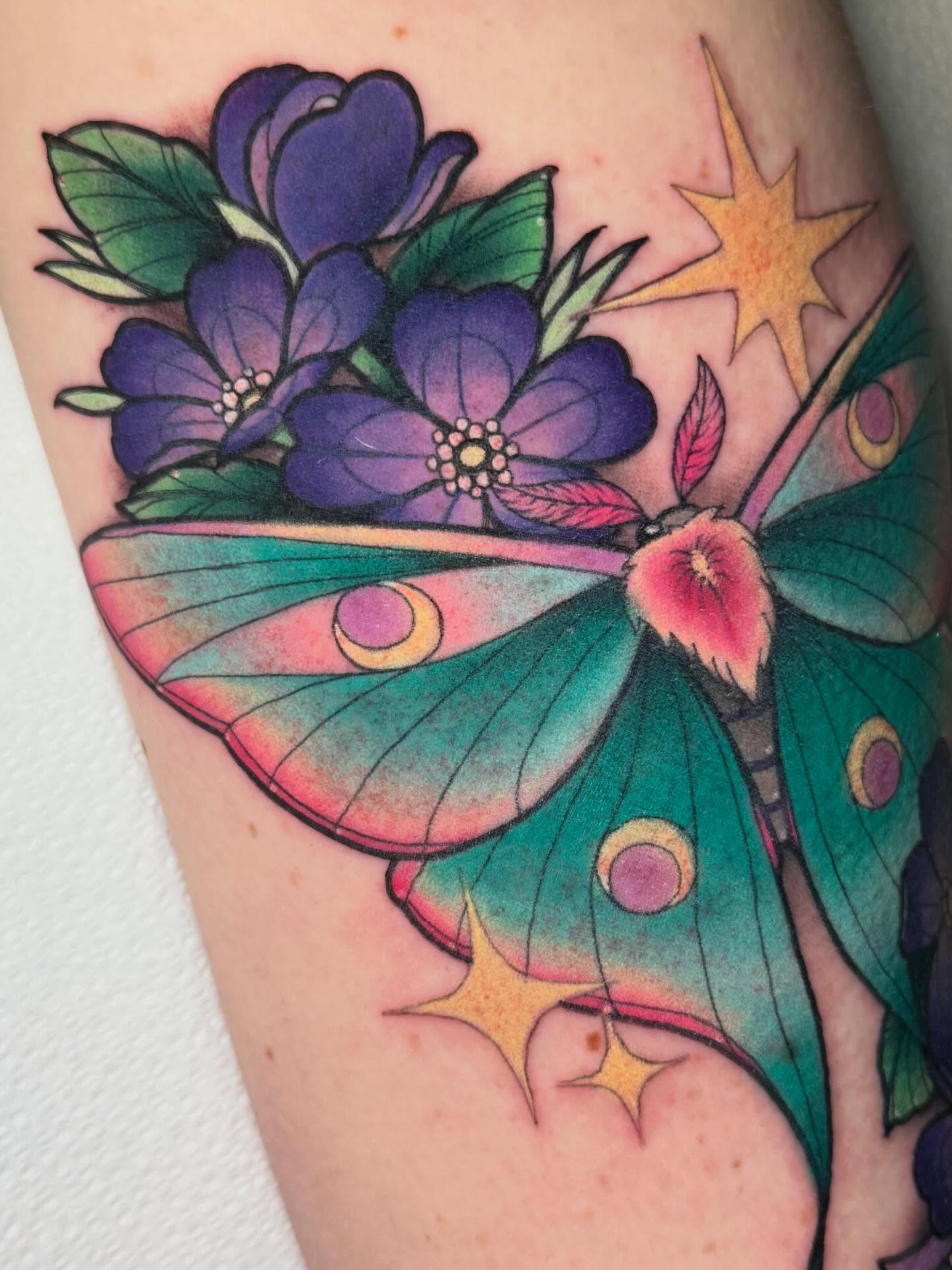 Tattoo by @dovahtattoos — new_school, illustrative