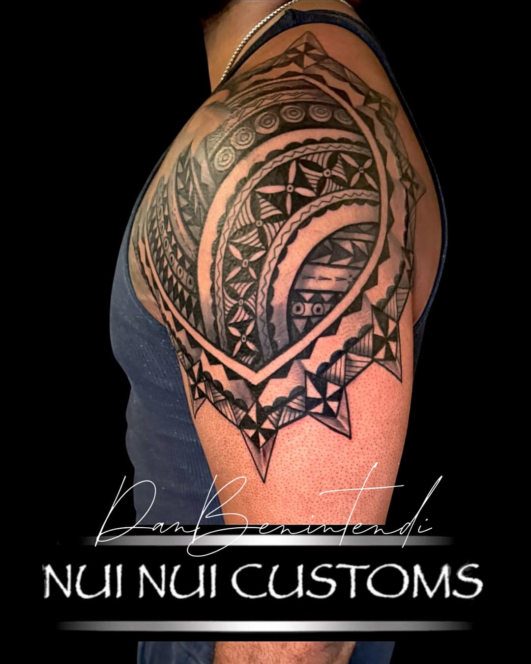 Tribal pattern tribal tattoo on the shoulder by Dan Benintendi l Polynesian Tattoo, Fort Worth, Texas