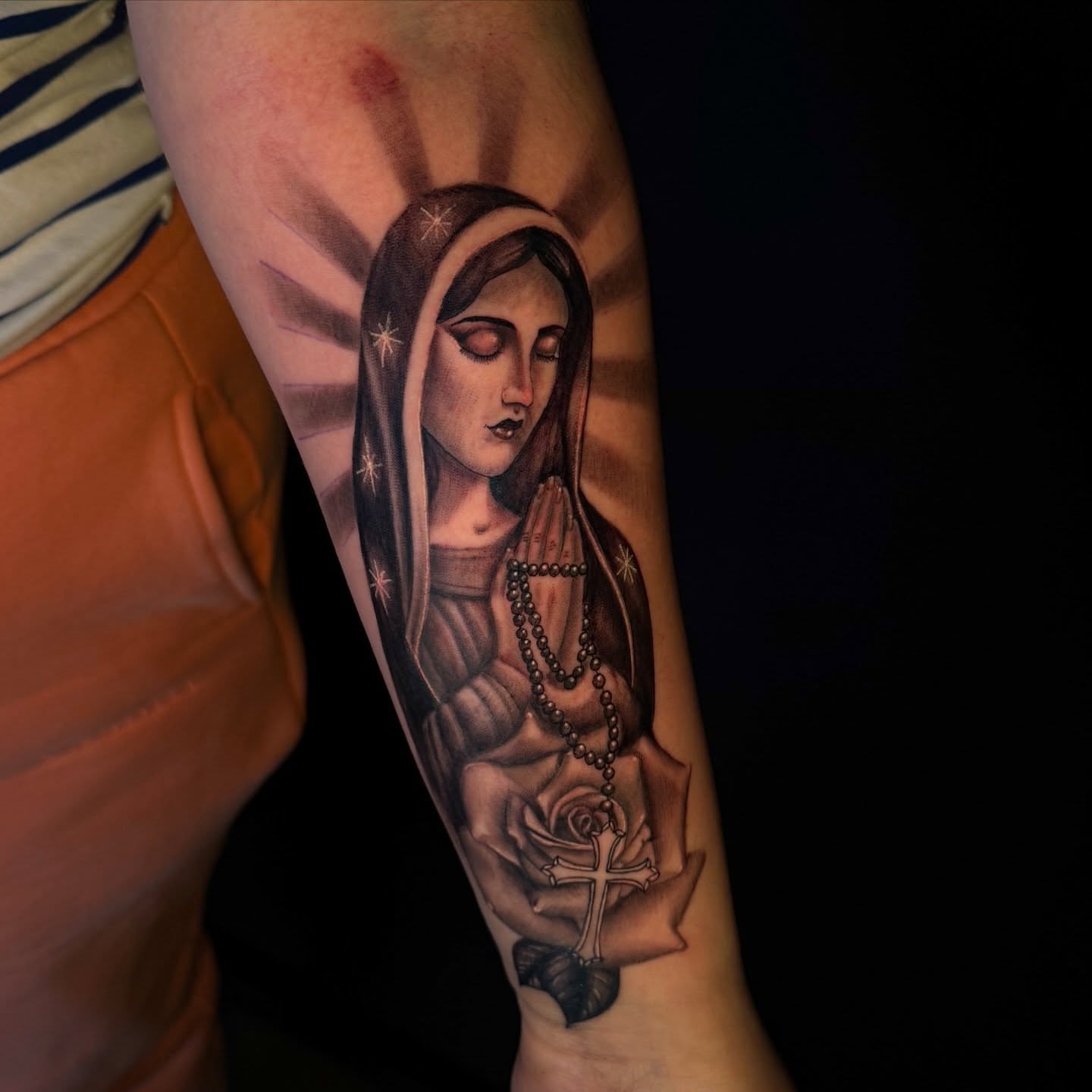 Tattoo by @inkedbydaniii โ realism, black_and_grey