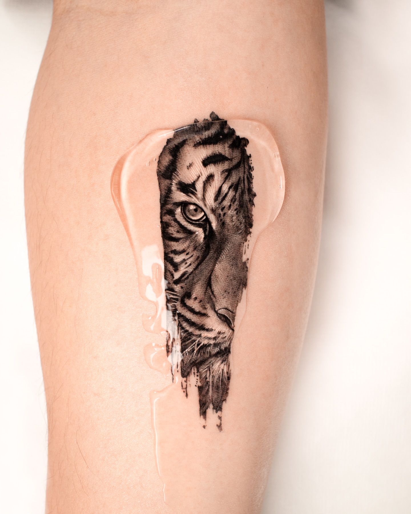 Tattoo by @tattooist_yun — realism, dark_realism