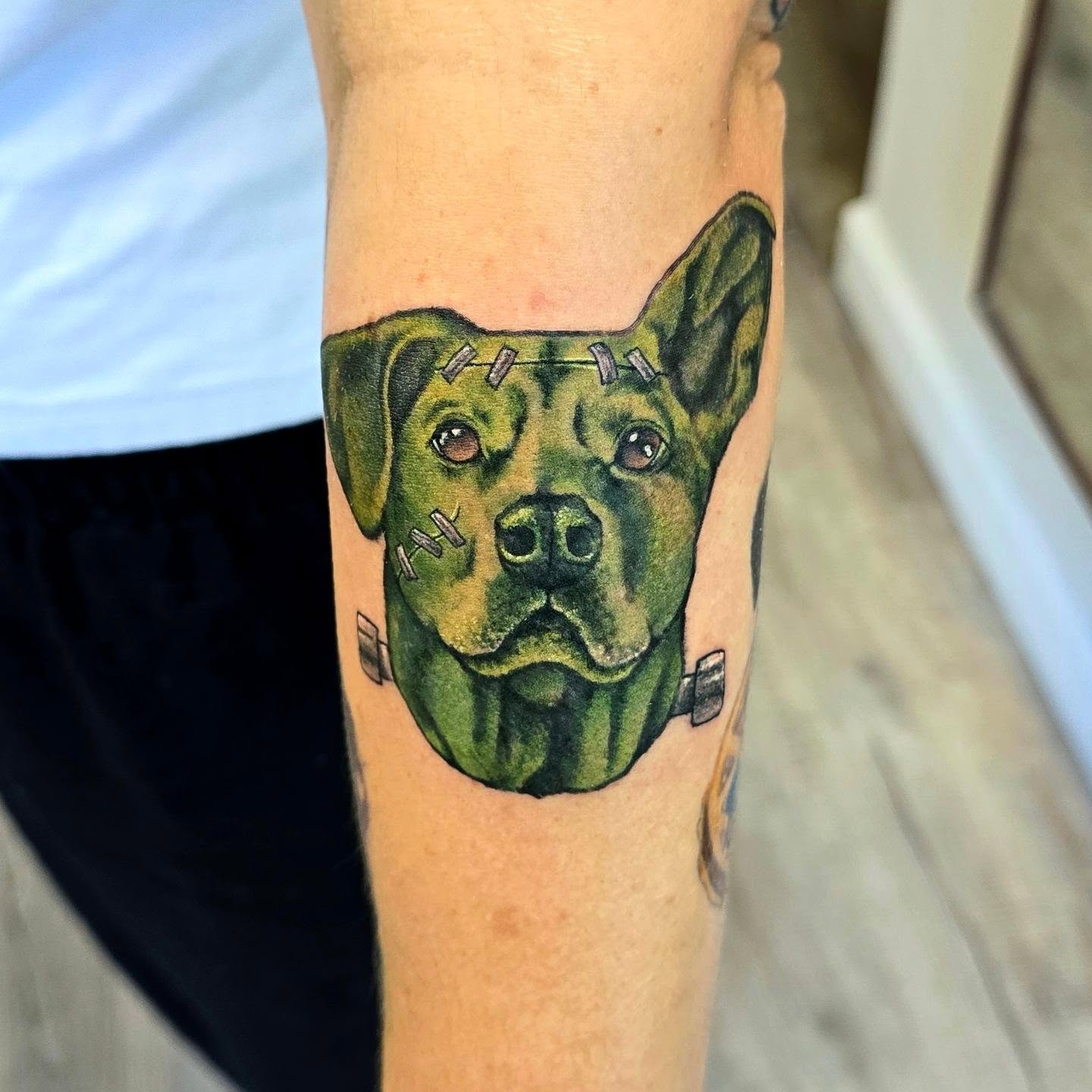 Tattoo by @emilylouisetattoos β realism