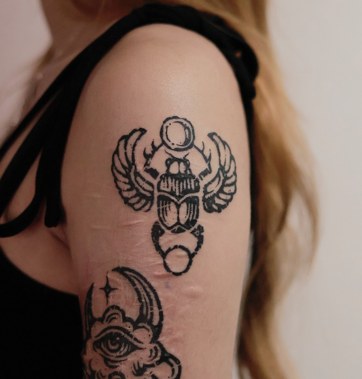 Tattoo by @momotattoo0906 — black_and_grey
