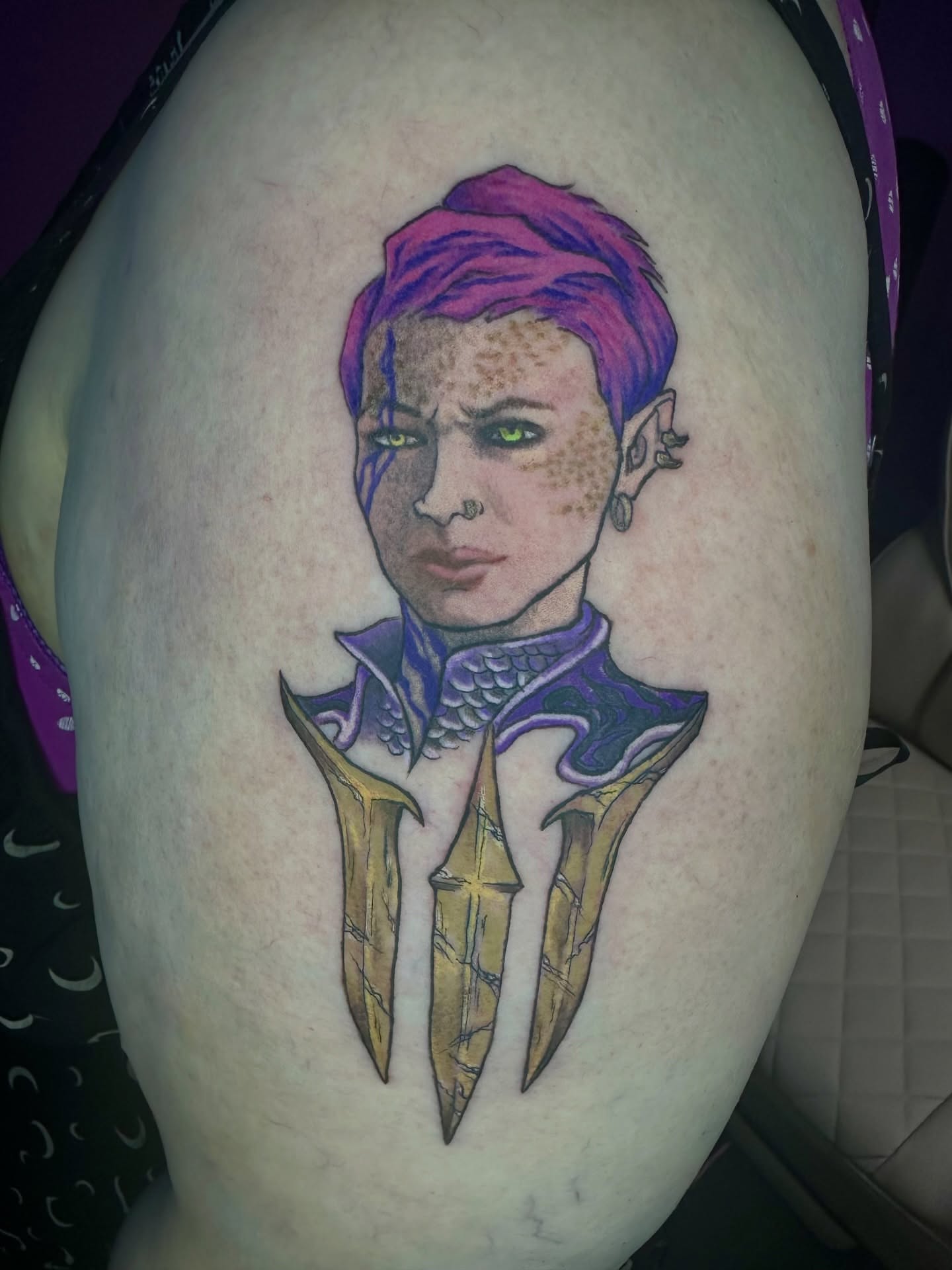 Portrait of a character realism tattoo on the thigh by @katikattattoos, Las Vegas, Nevada