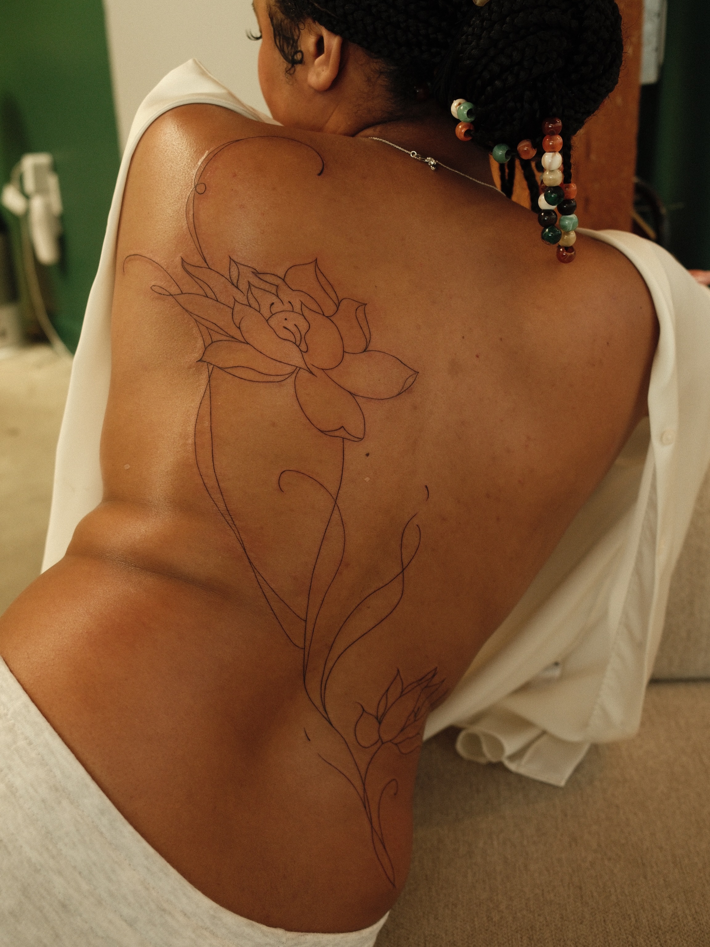 Tattoo by @whoisvtatts — fine_line