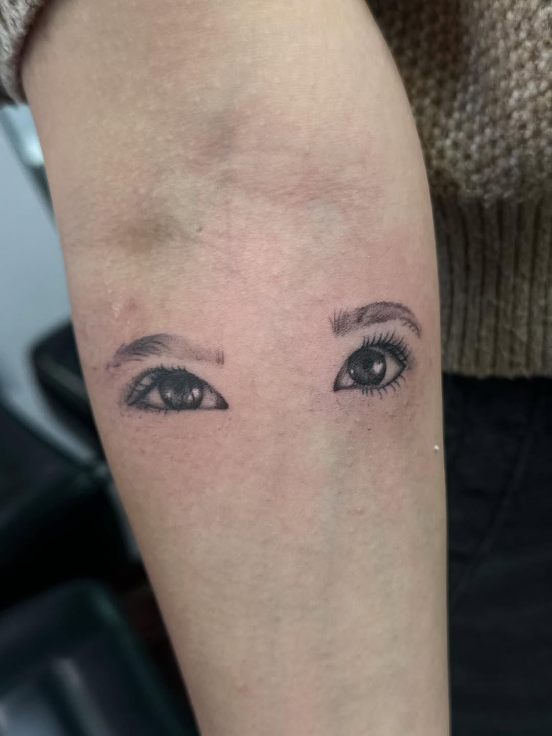 Tattoo by @izabella.tattoos — realism, fine_line