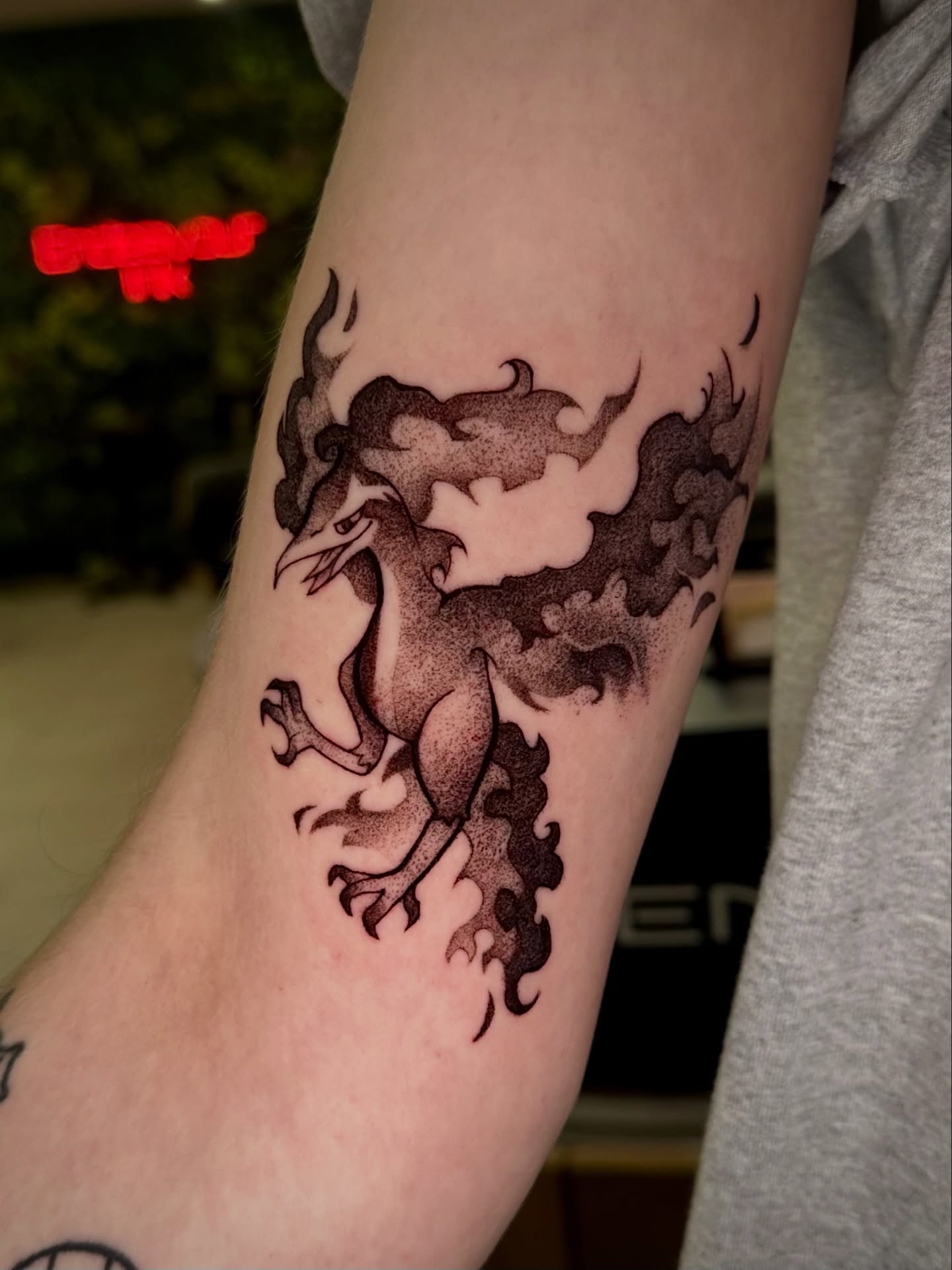 Tattoo by @moggy_tattoo โ dotwork