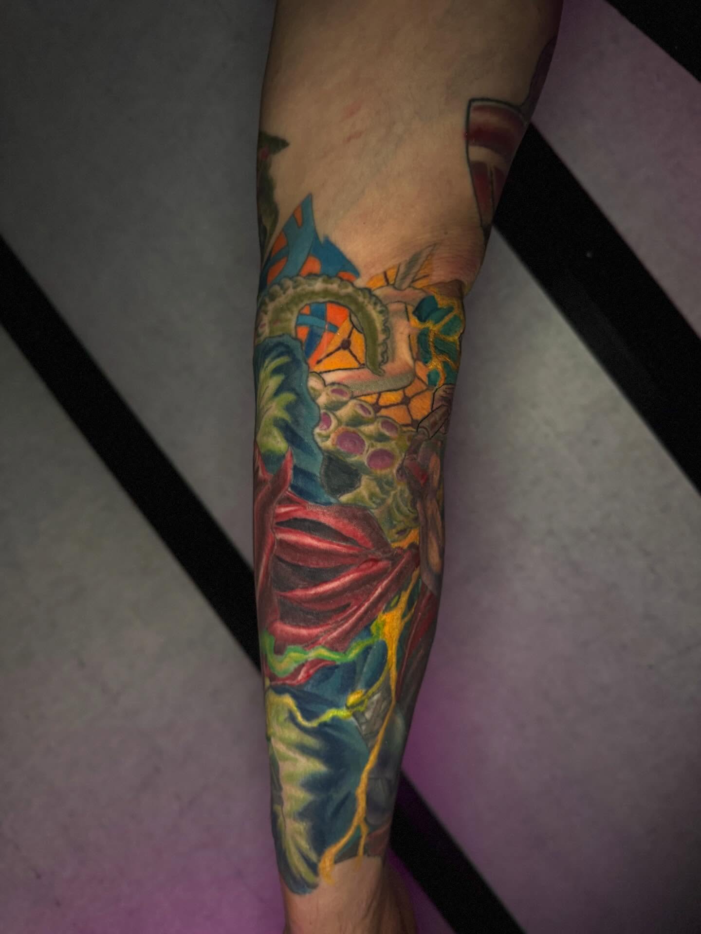 Tattoo by @flacomartinez13 — dotwork, realism
