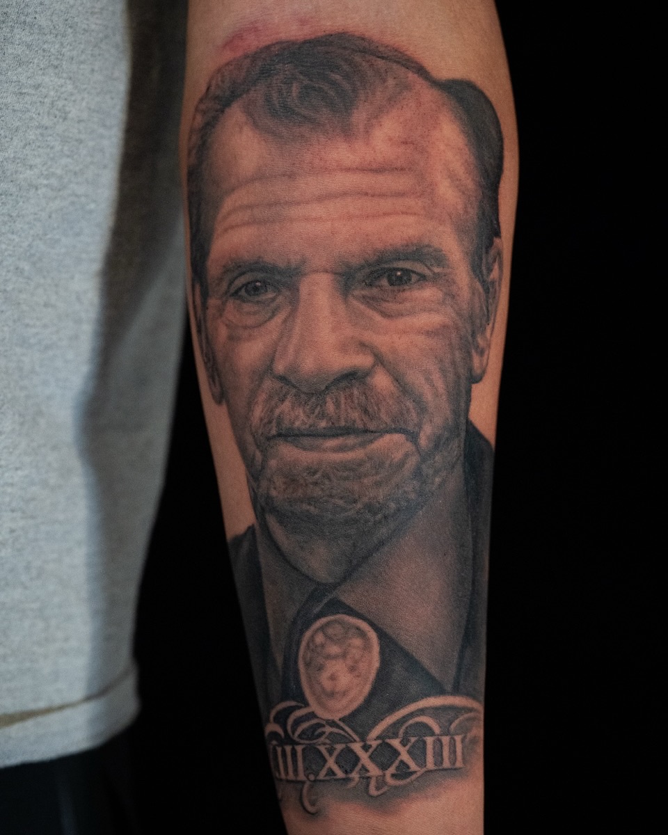 Tattoo by @artedececil — realism, black_and_grey