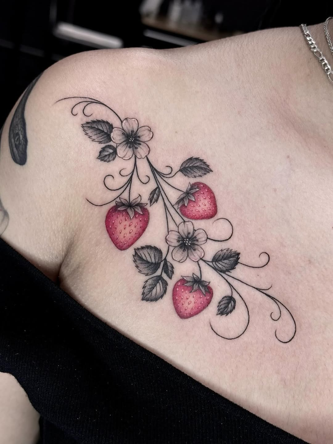 Tattoo by @kuraiinkz — fine_line, black_and_grey