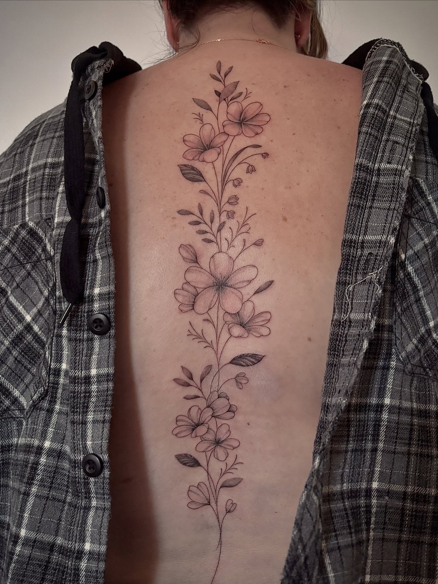 Tattoo by @amp.tattoos — black_and_grey