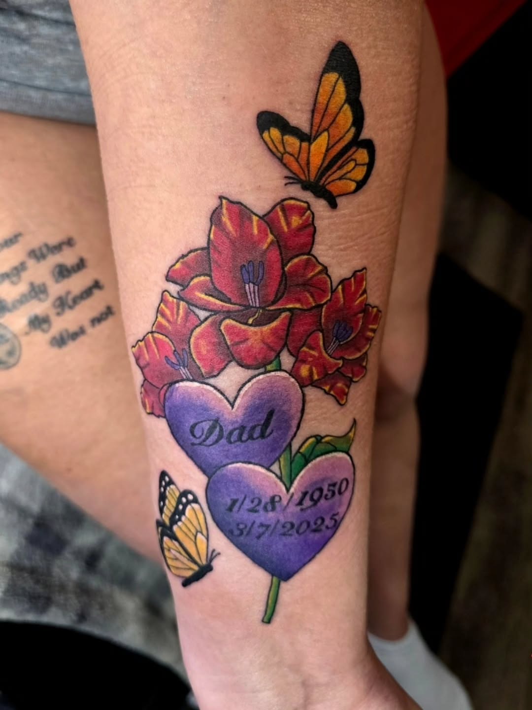 Tattoo by @klaatutattoo — new_school