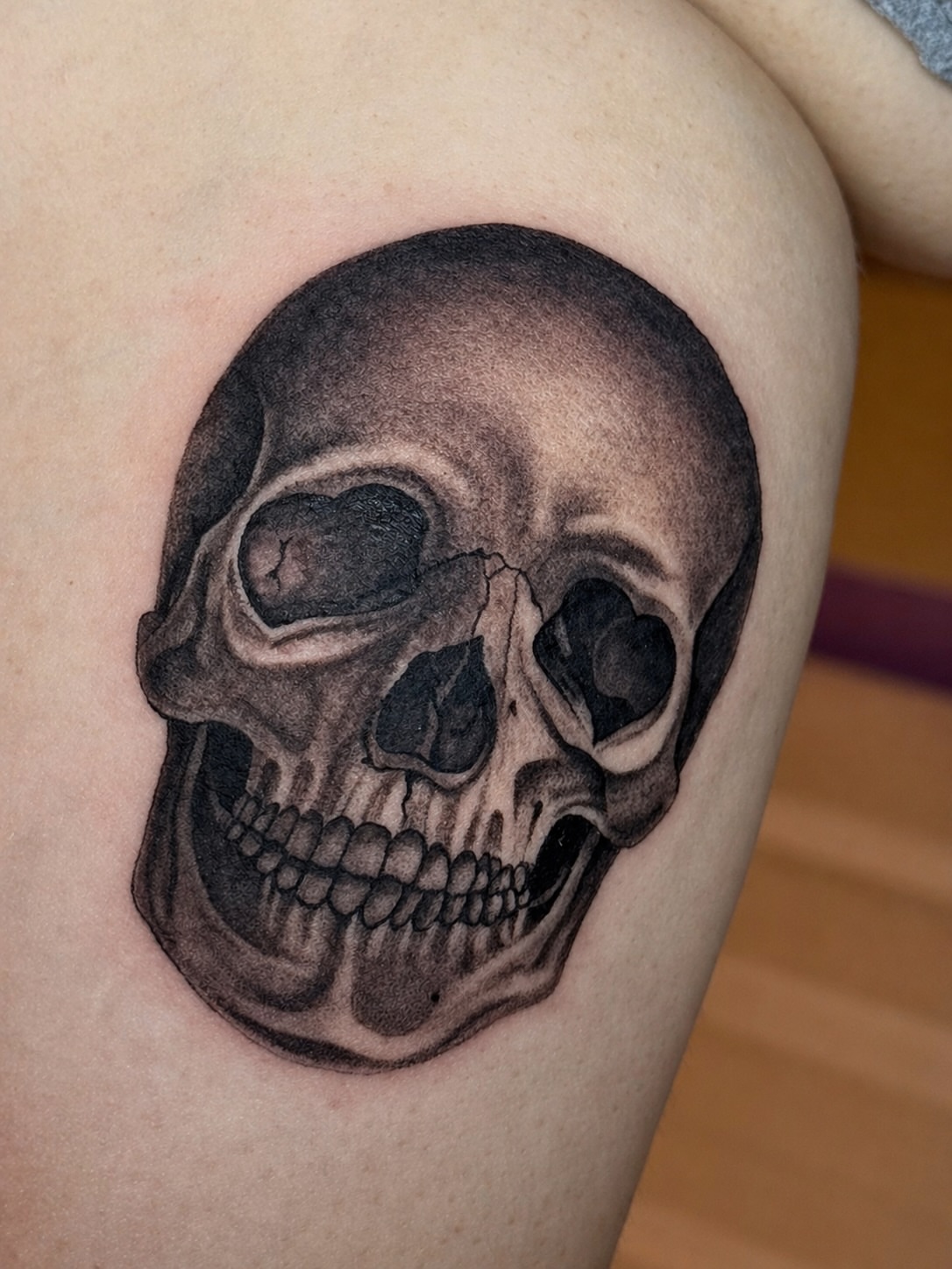 Skull realism tattoo on the shoulder by ππππππ