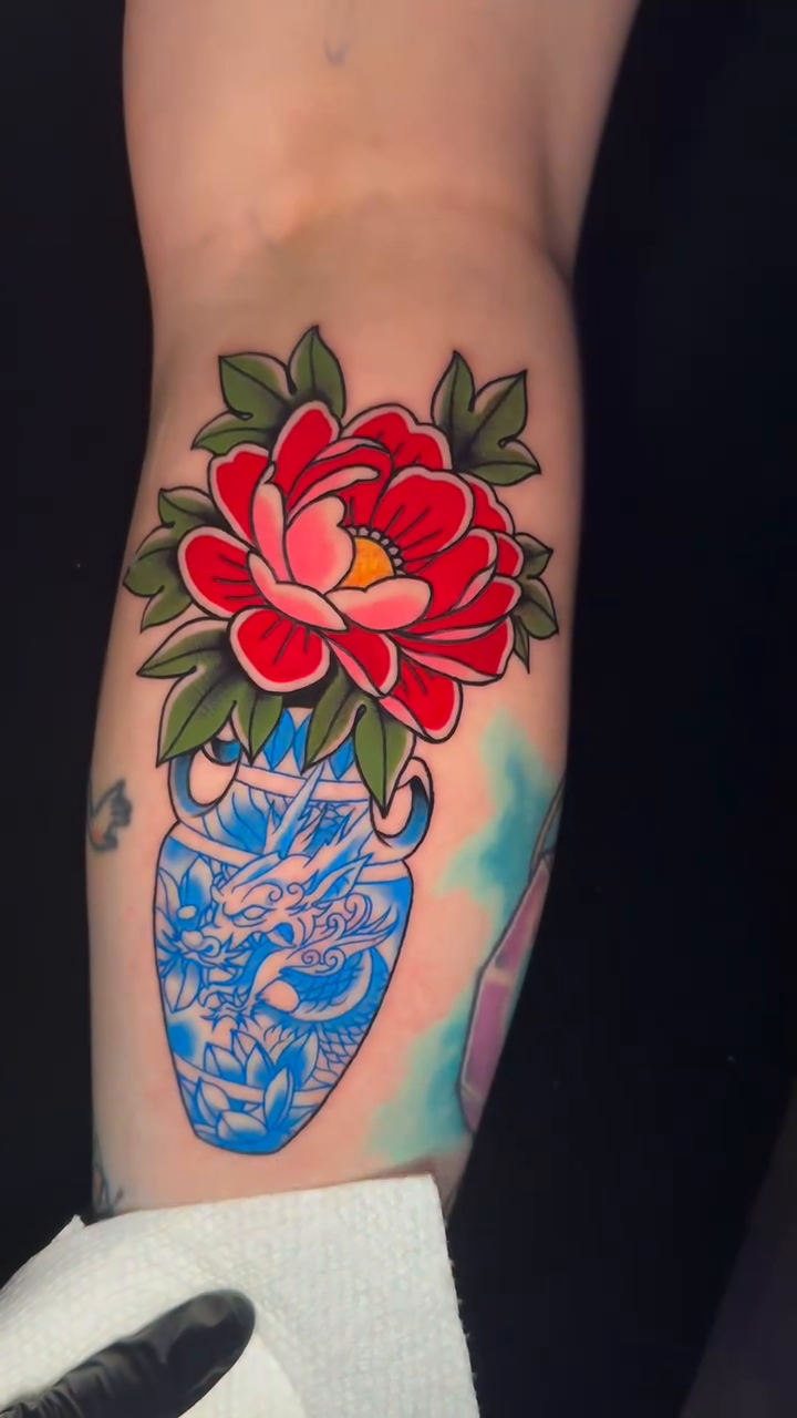 Tattoo by @tatts_by_tasha — japanese_irezumi, neo_traditional
