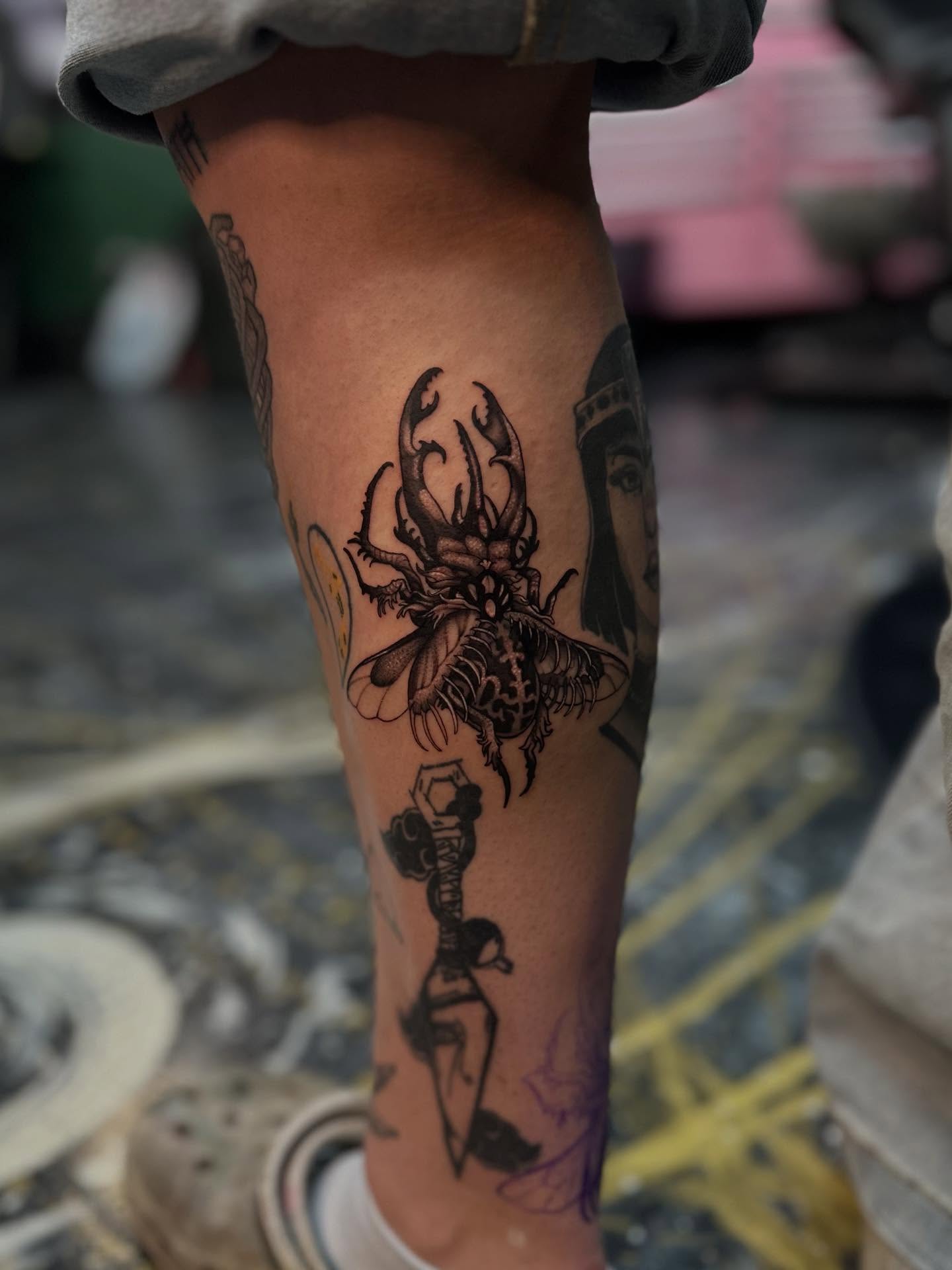 Tattoo by @livv_tattoos — black_and_grey