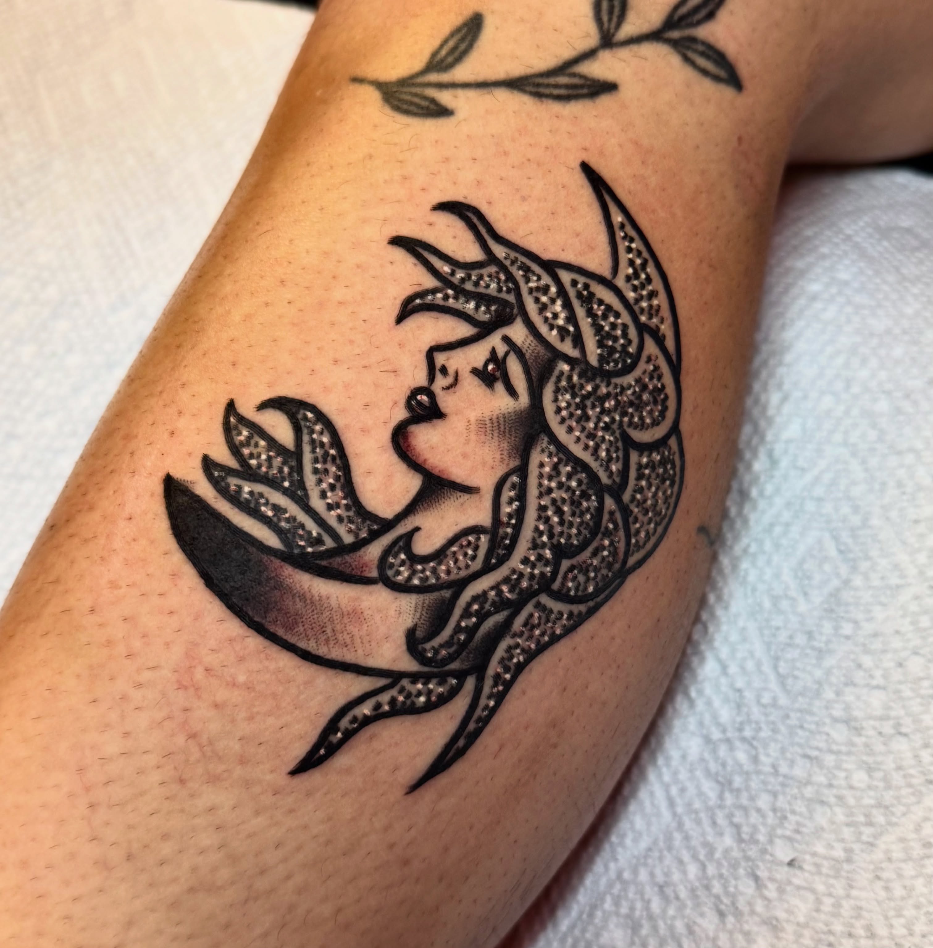 Tattoo by @sodablob — black_and_grey