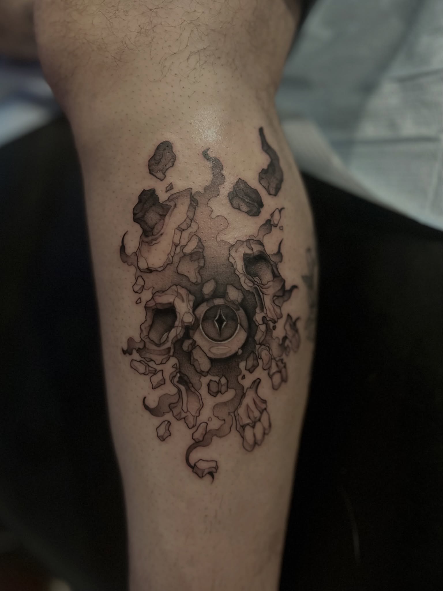 Tattoo by @makoto.tattooarts — black_and_grey