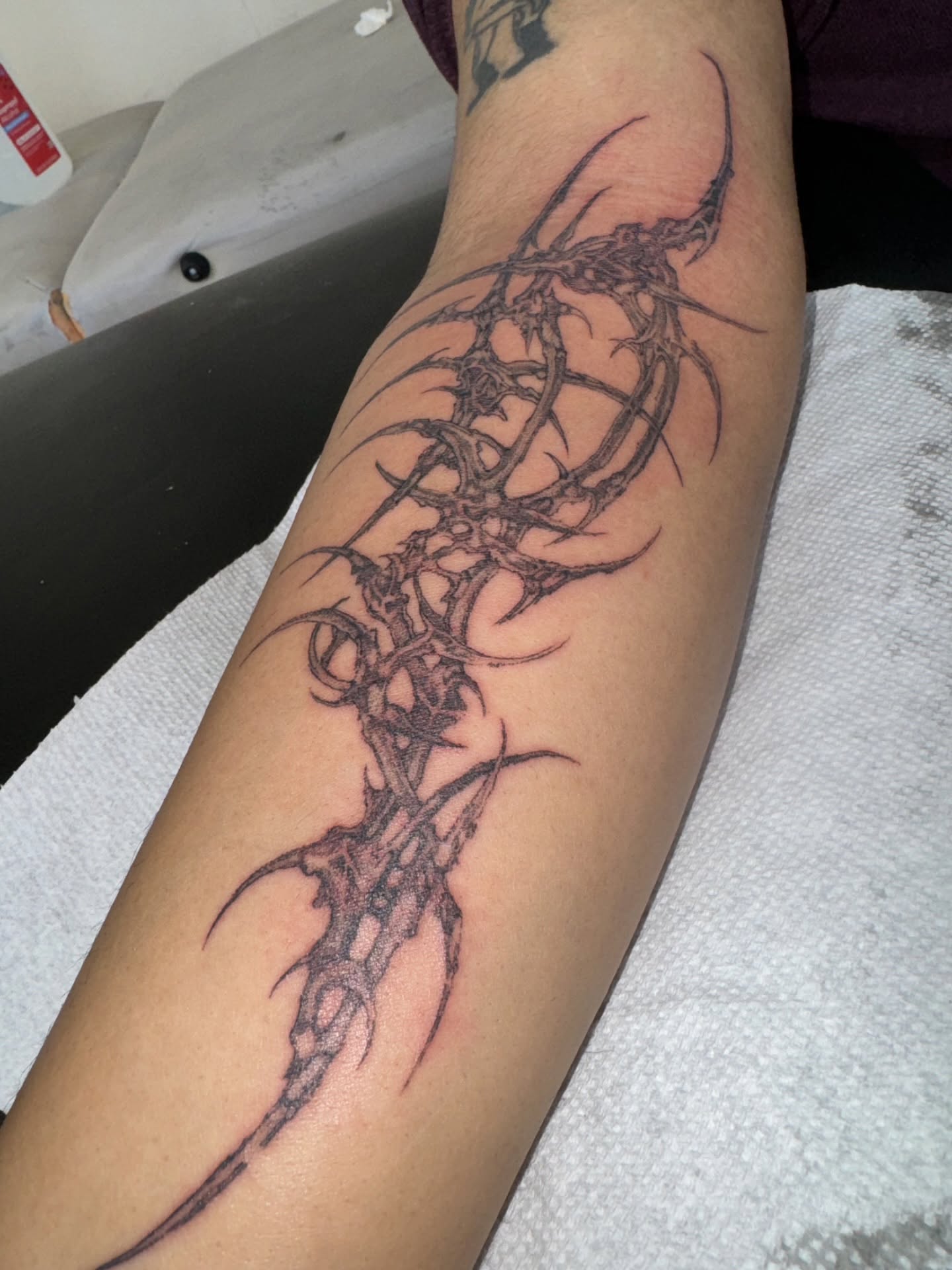 Tattoo by @henry.hank.howdy — black_and_grey