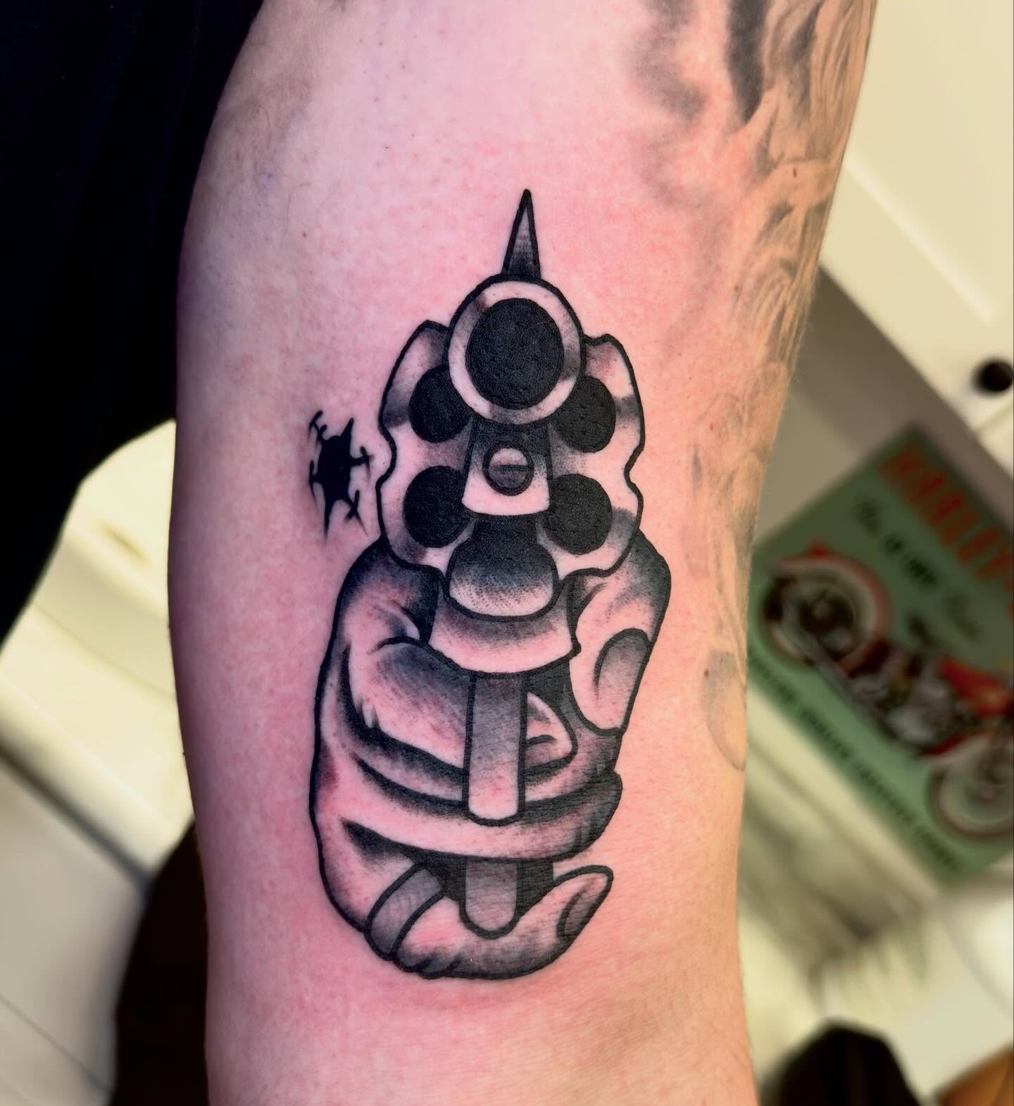 Tattoo by @tat2vandal โ american_traditional