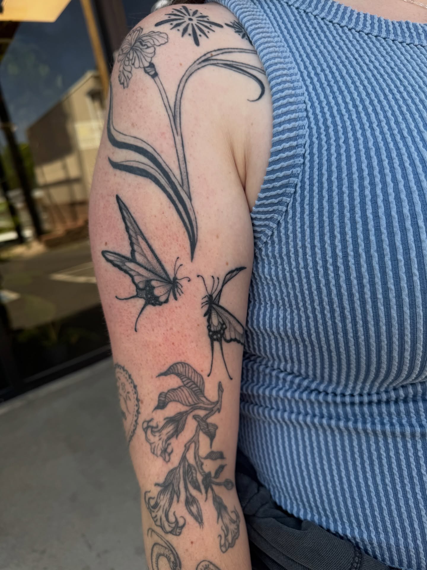 Tattoo by @caitlinjanicek β black_and_grey