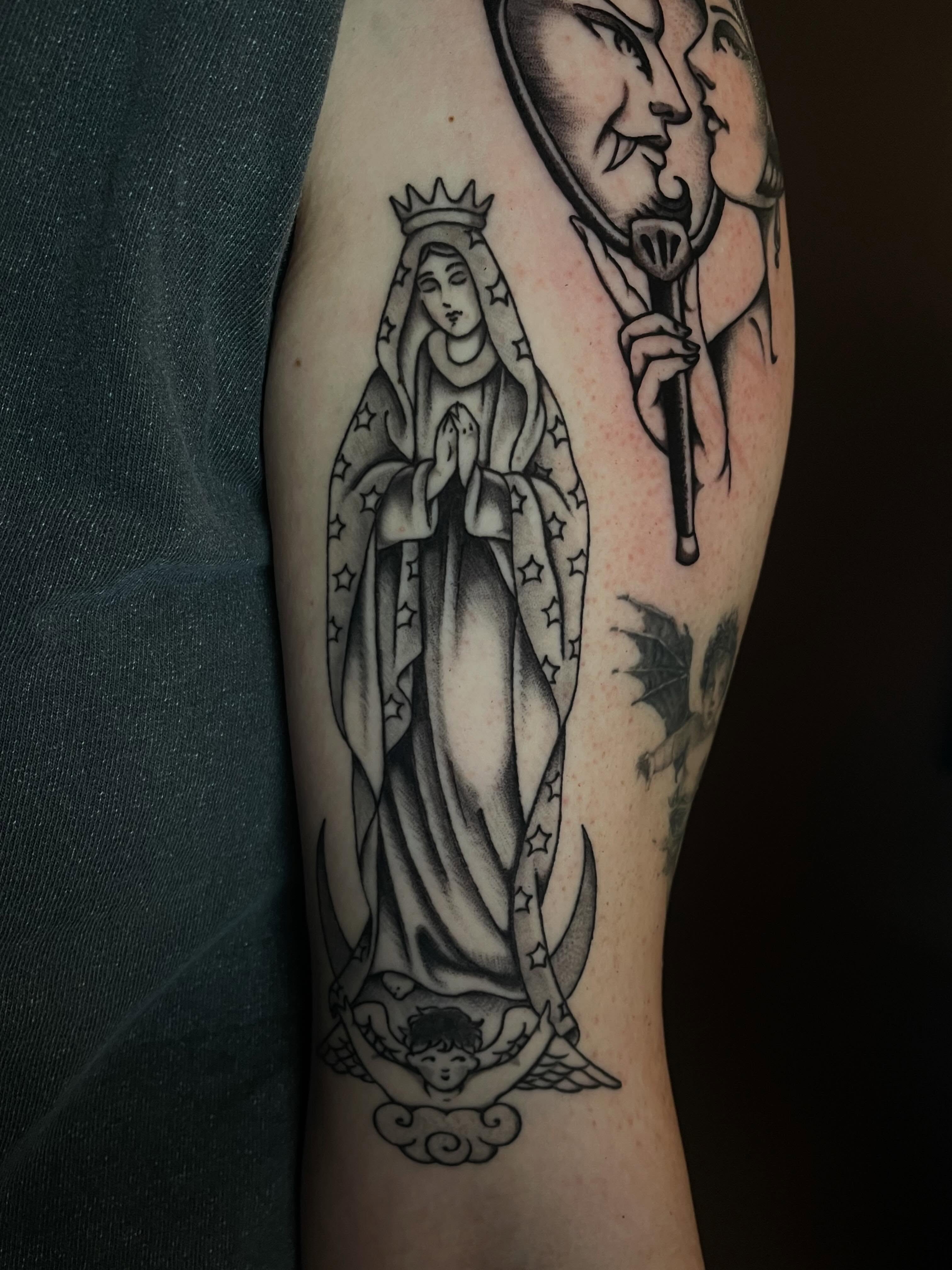 Tattoo by @miramtattoo — black_and_grey