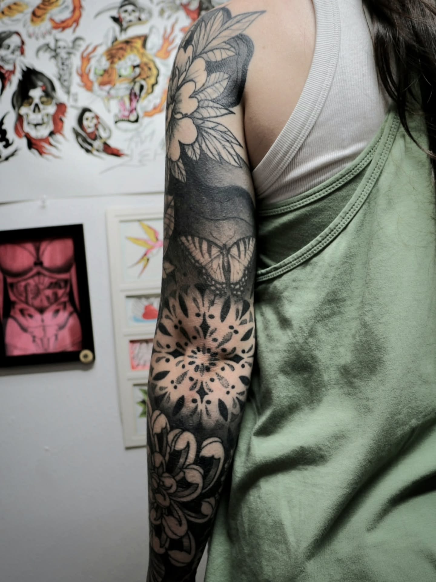 Tattoo by @misspixiedevil β black_and_grey, geometric
