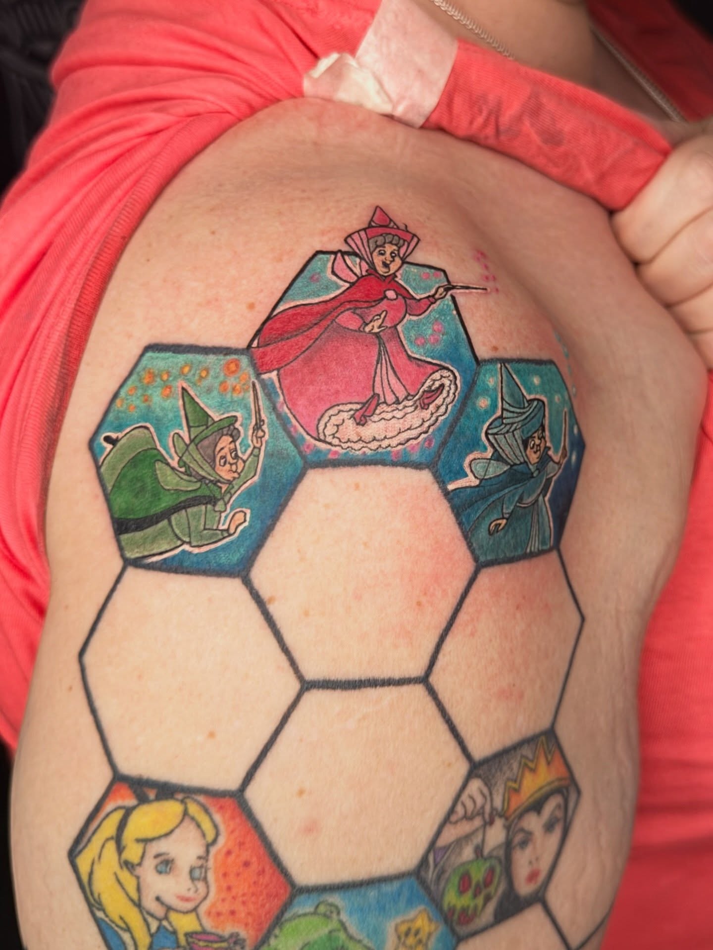 Tattoo by @kelciekoolaid โ geometric