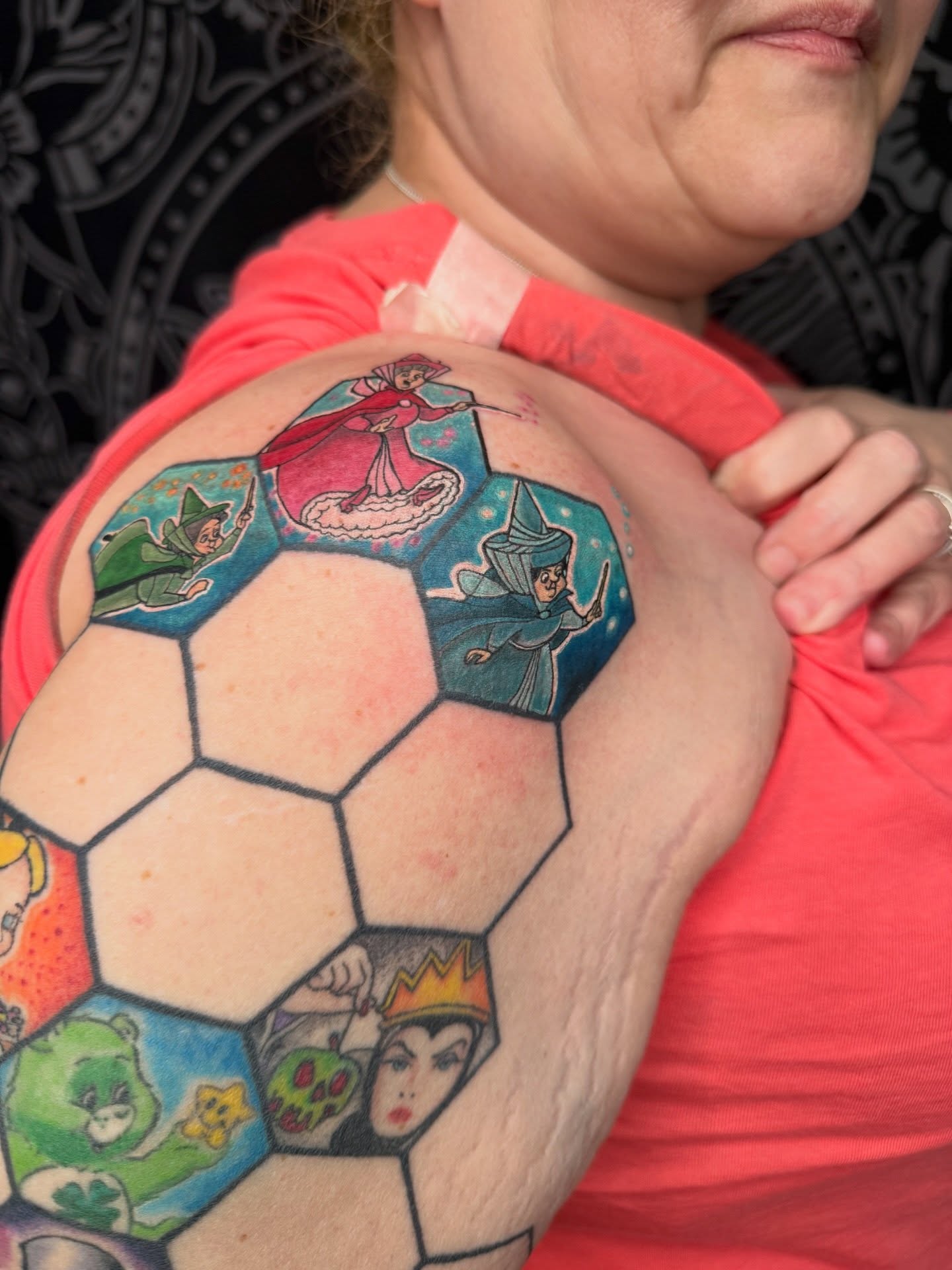 Tattoo by @kelciekoolaid โ geometric