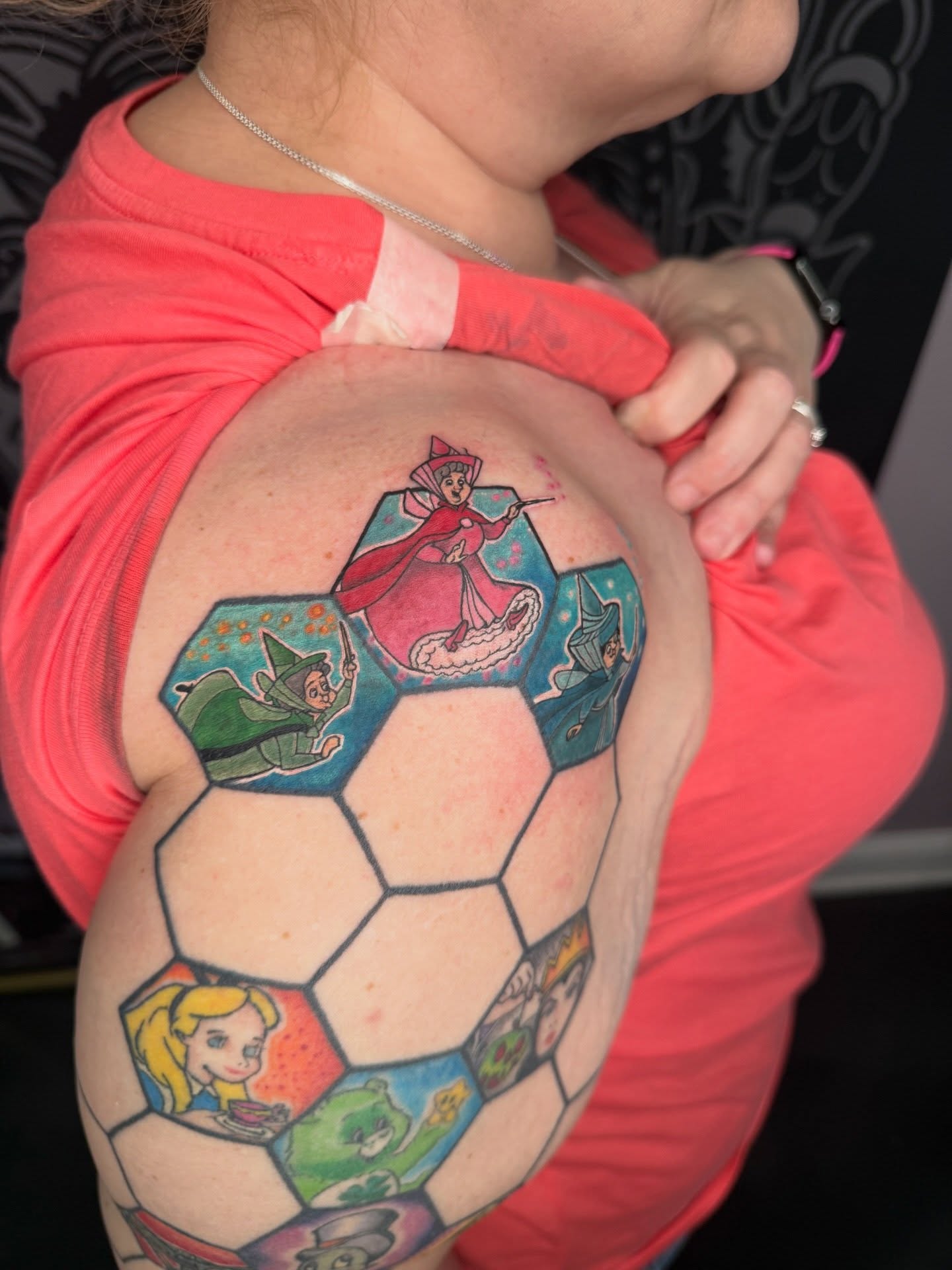 Tattoo by @kelciekoolaid โ geometric