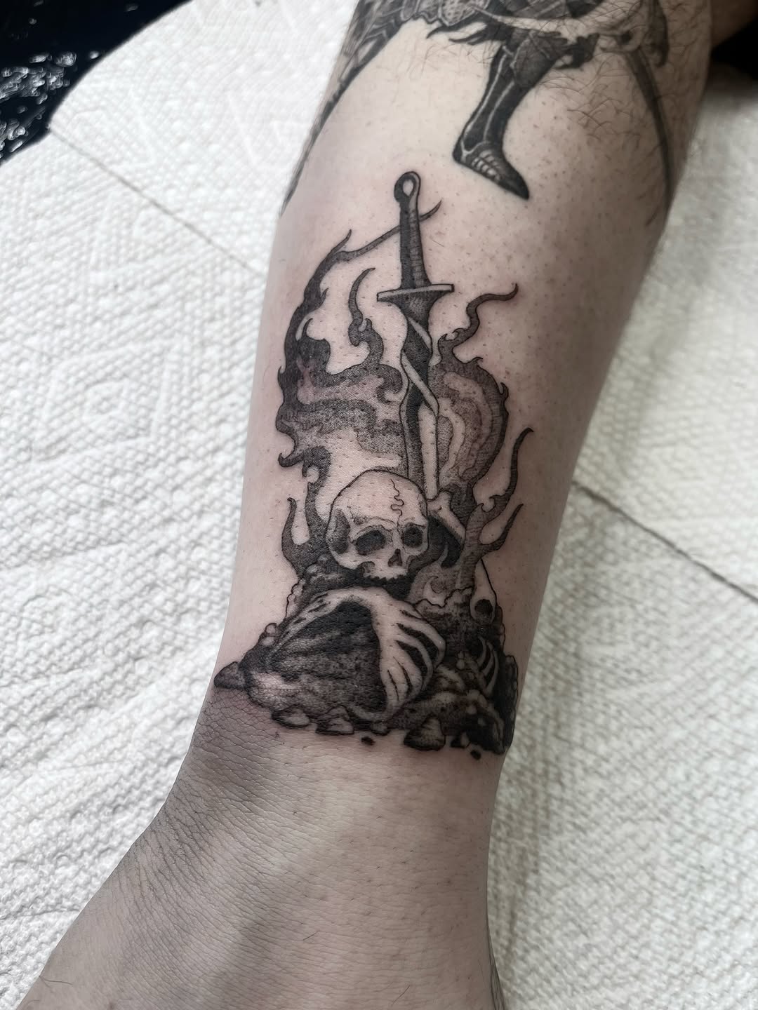 Tattoo by @vicentetattoos — black_and_grey, dark_realism