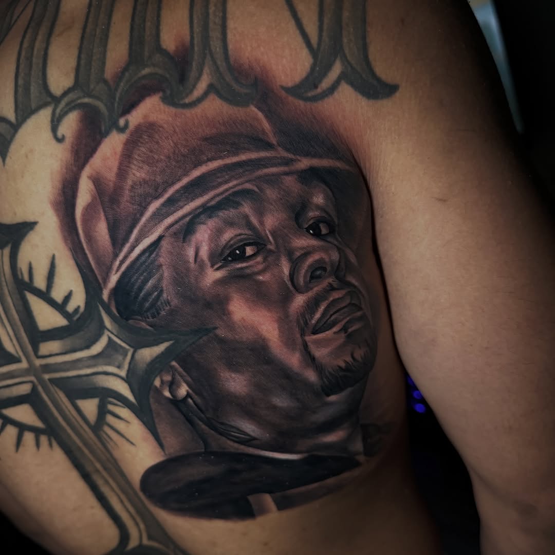 Realism tattoo on the shoulder by Vondrae