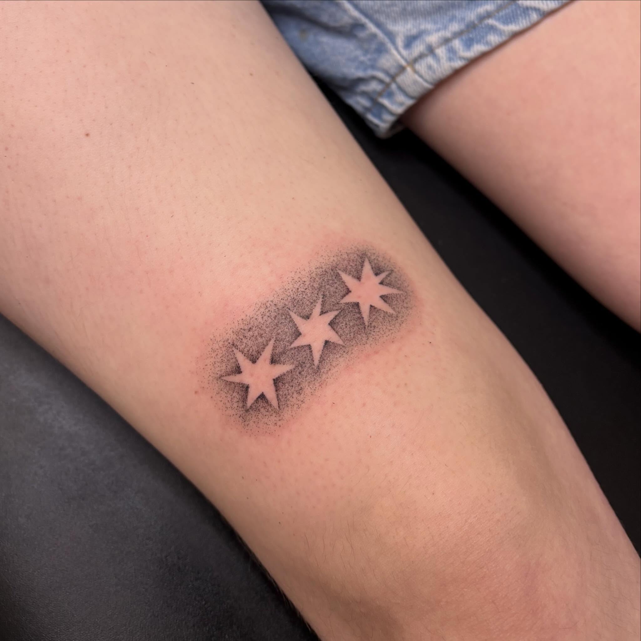 Tattoo by @alliemoontattoo — dotwork
