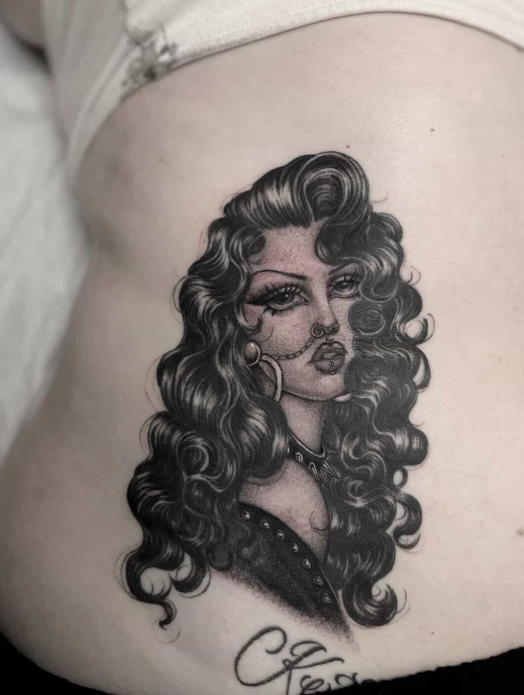 Tattoo by @baleriebees — black_and_grey, realism