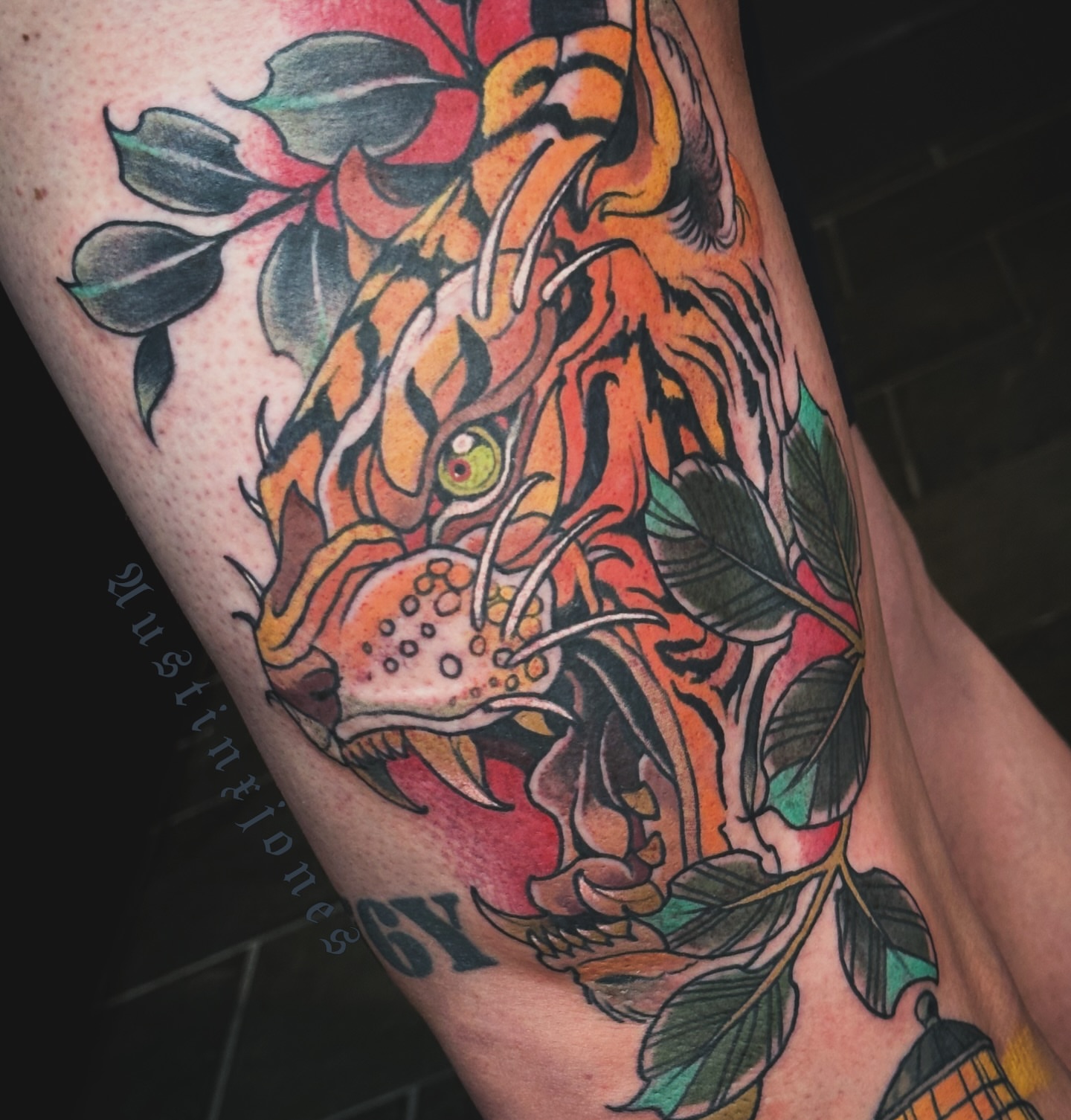 Tiger American traditional tattoo on the forearm by 👻✦ 🅐🅤🅢🅣🅘🅝🅧🅙🅞🅝🅔🅢 ✦👻