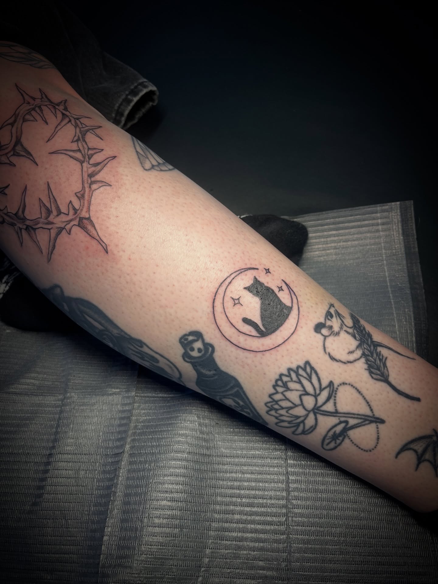 Tattoo by @selenamariatattoos — black_and_grey