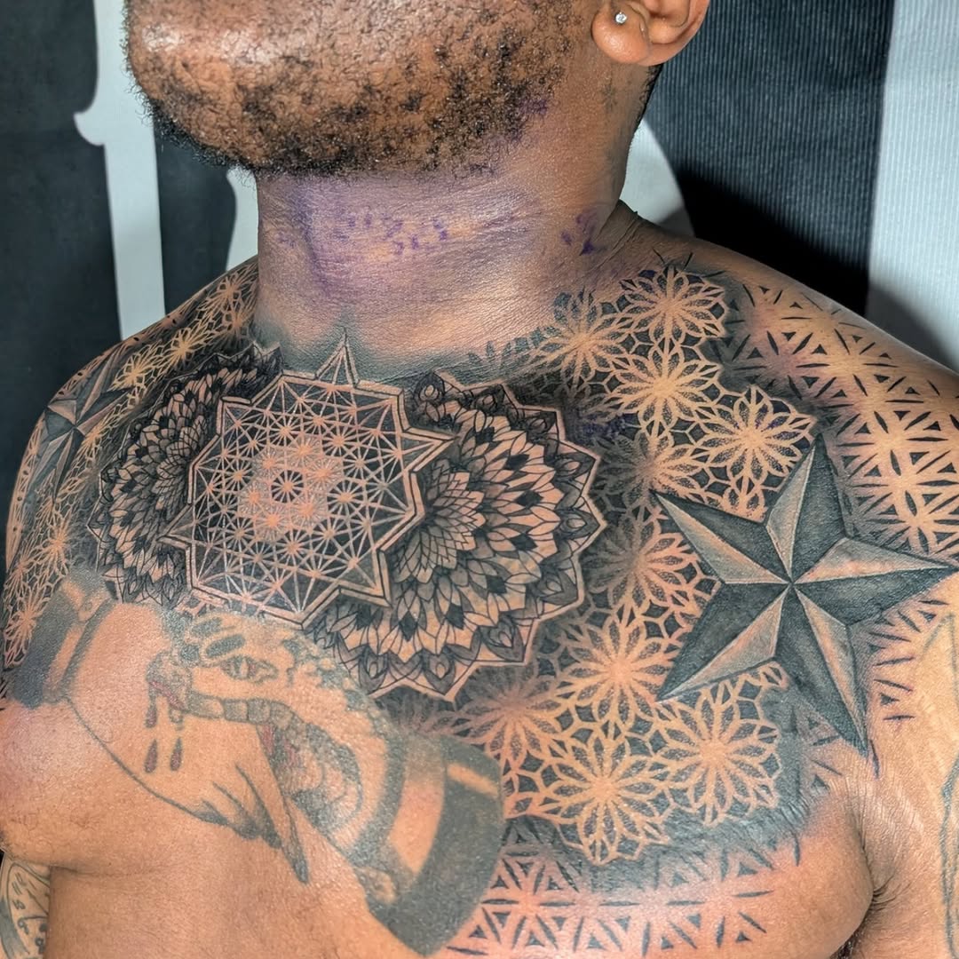 Tattoo by @tattoo.therapy1 โ geometric, dotwork