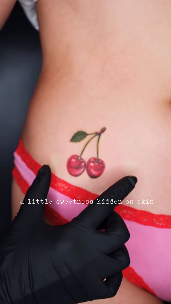 Tattoo by @eva_eedd — fine_line, color