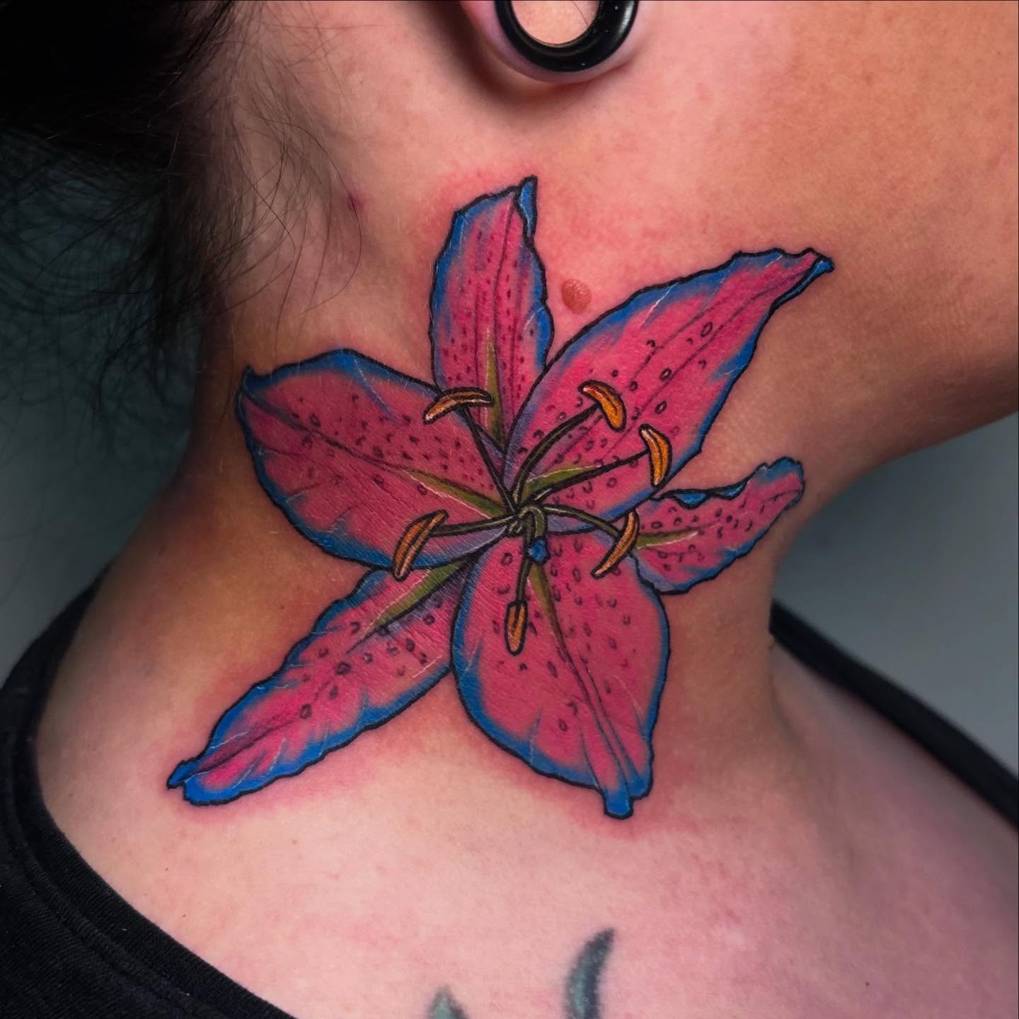 Tattoo by @b2_spiritink β dotwork