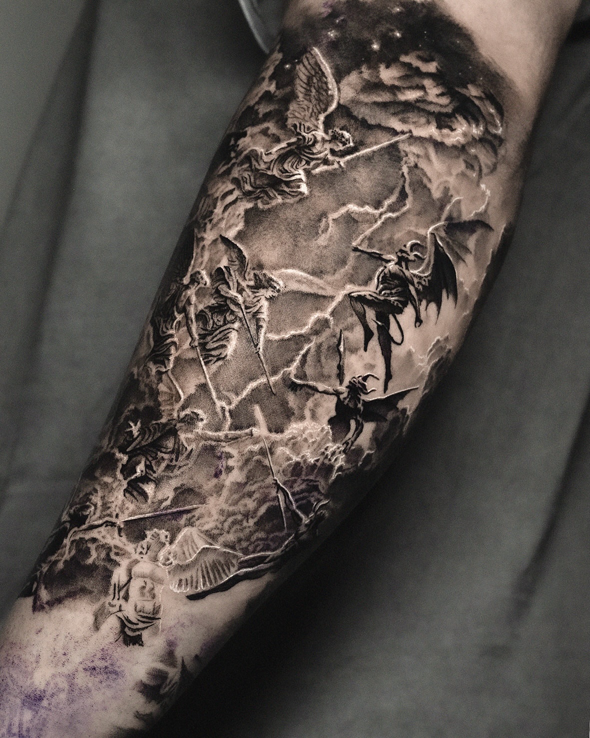 Tattoo by @tattooer_amu — black_and_grey, realism