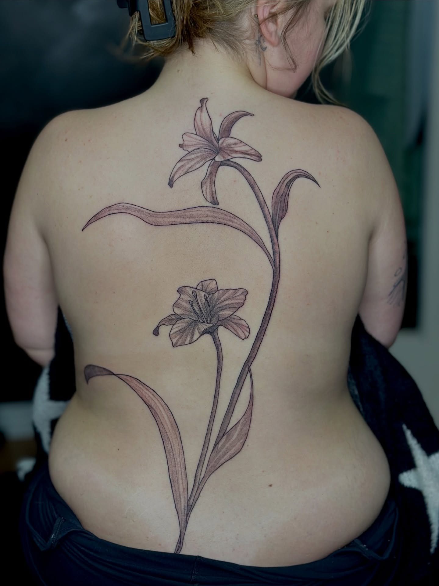 Tattoo by @alchemillia.tattoos — black_and_grey