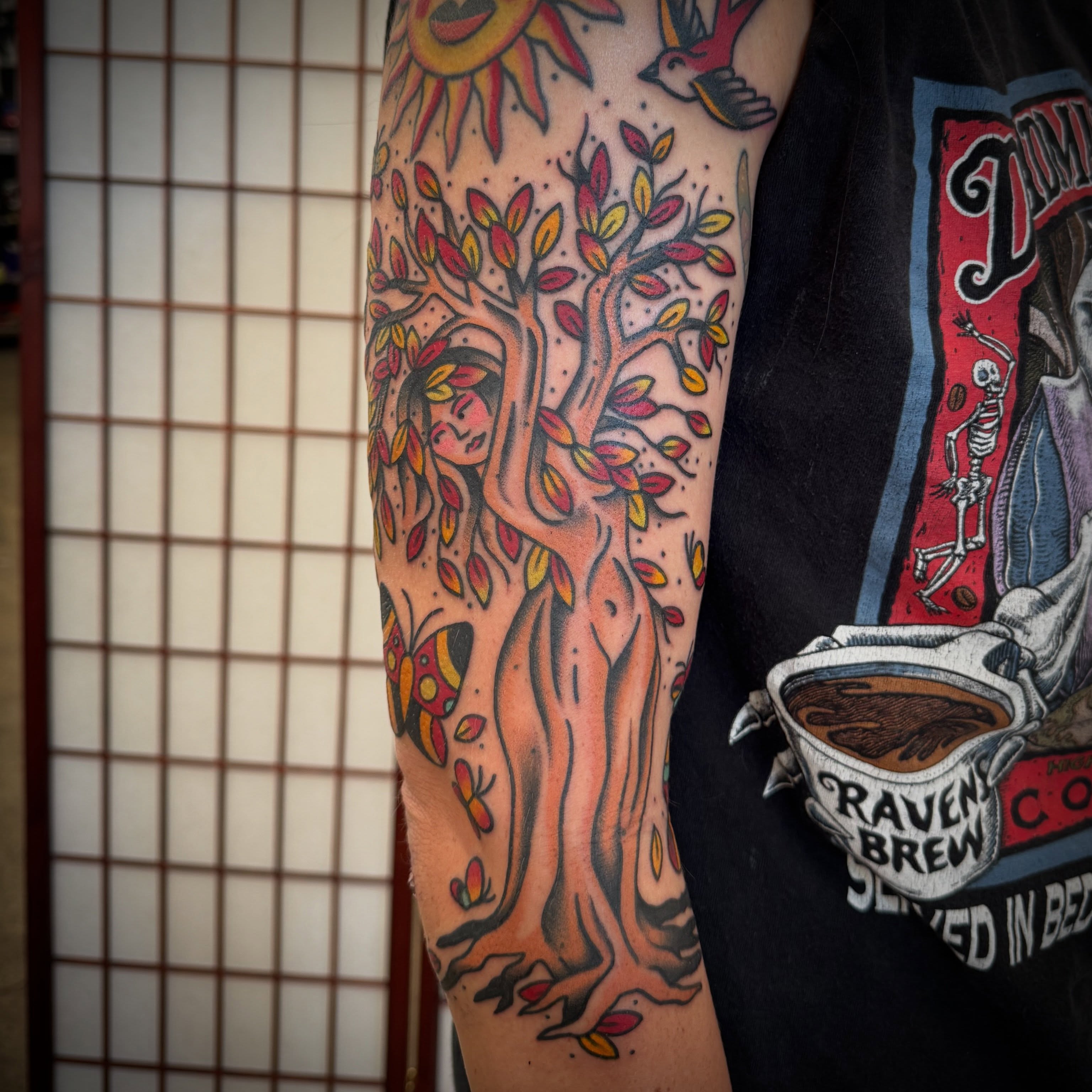 Tattoo by @rarespider — american_traditional