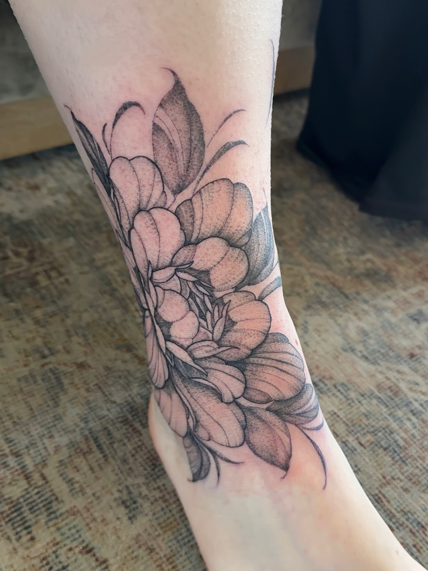 Tattoo by @burningrebelliontattoo β black_and_grey